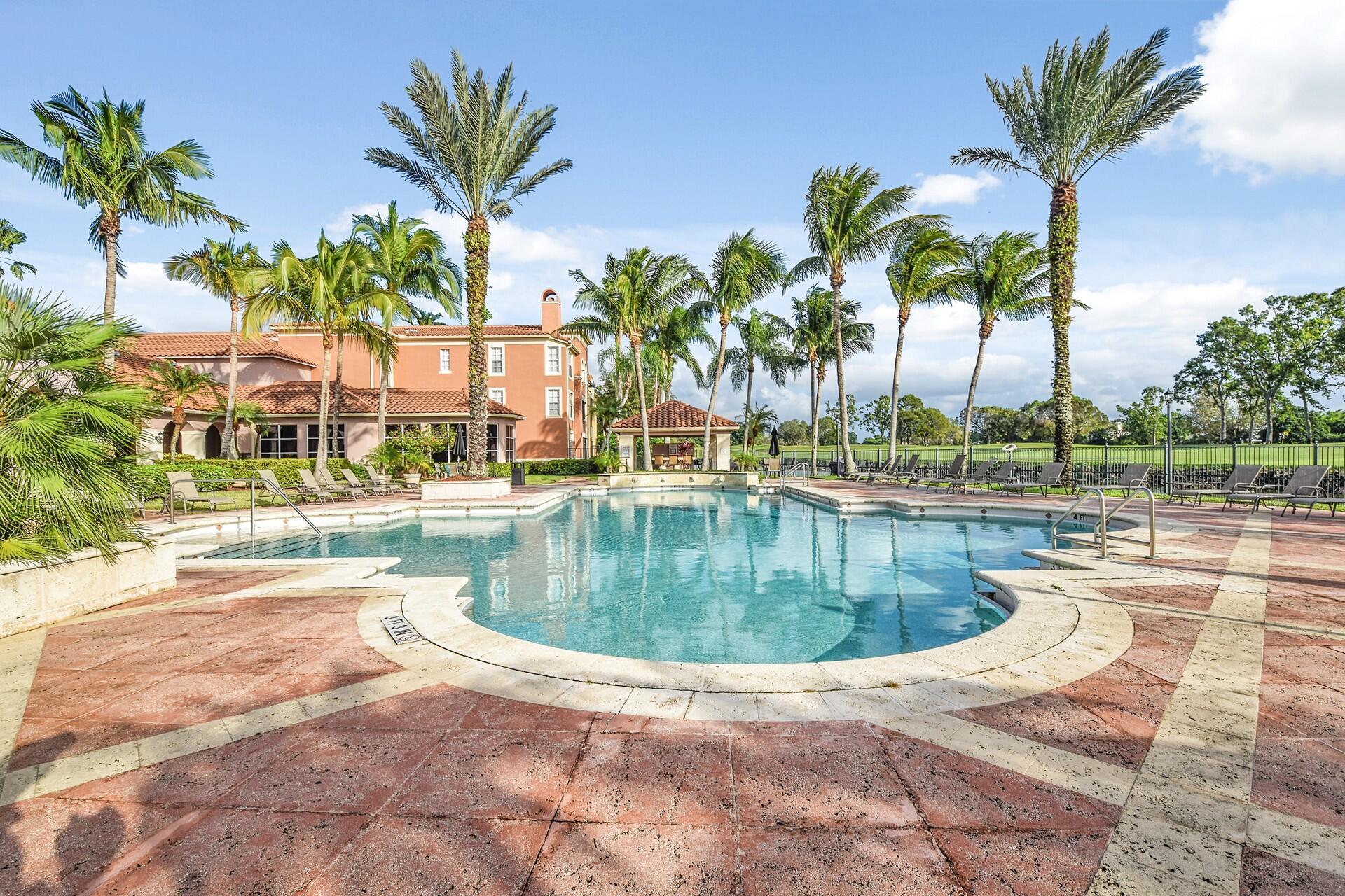 11790 SAINT ANDREWS #102, Wellington FL 33414