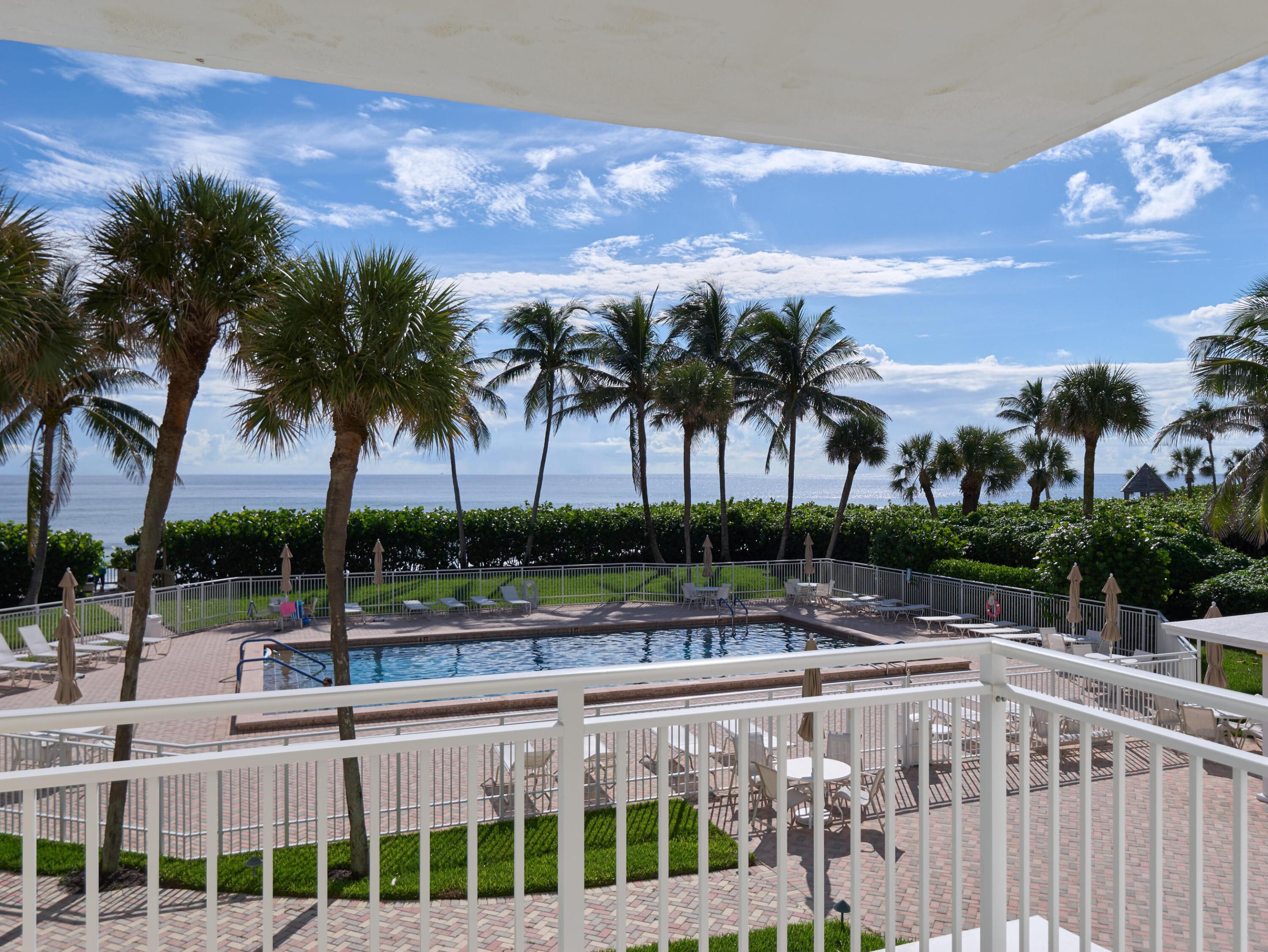 500 Ocean #E-2D, Juno Beach FL 33408
