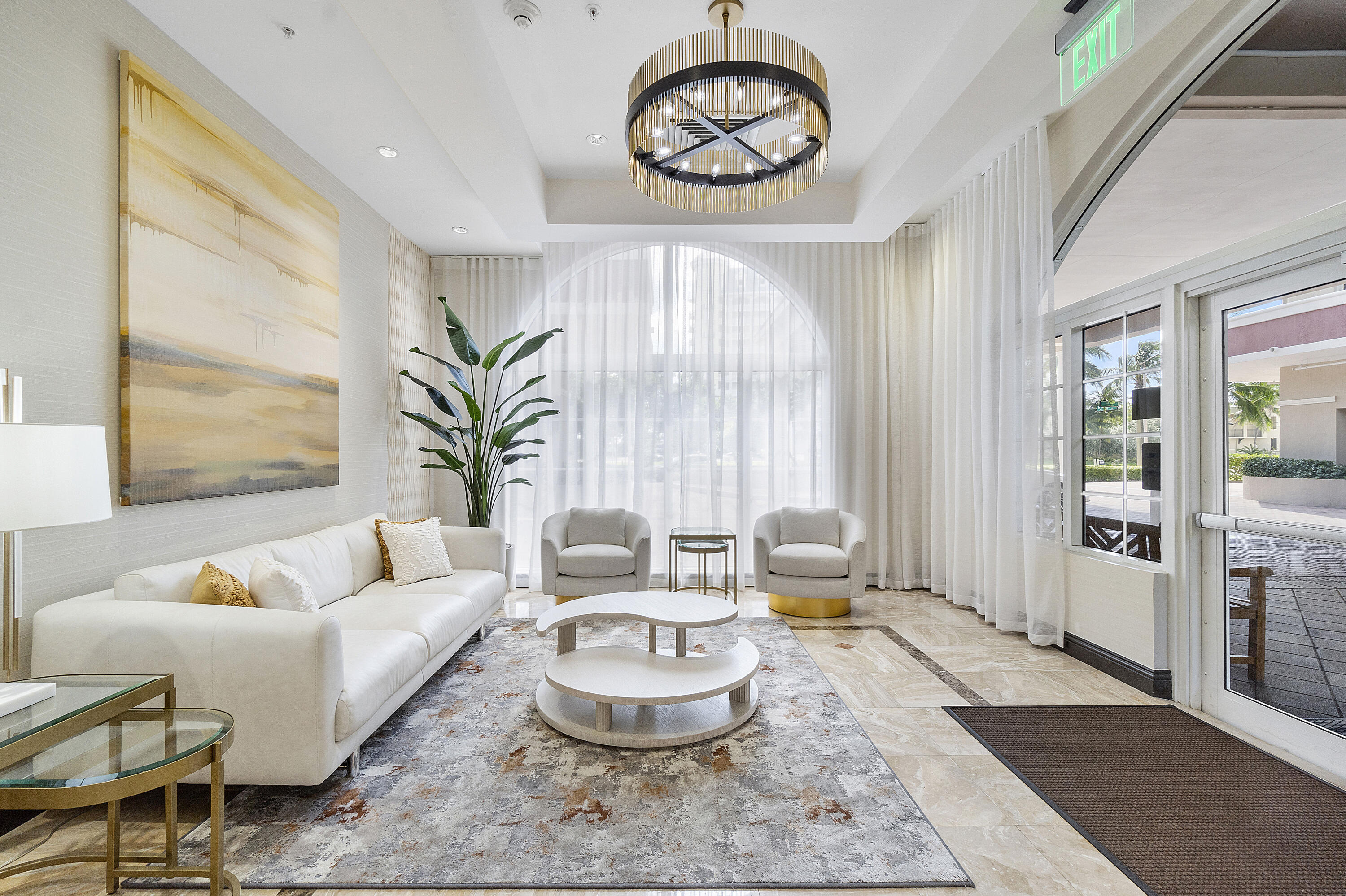 2011 N Ocean #304, Fort Lauderdale FL 33305