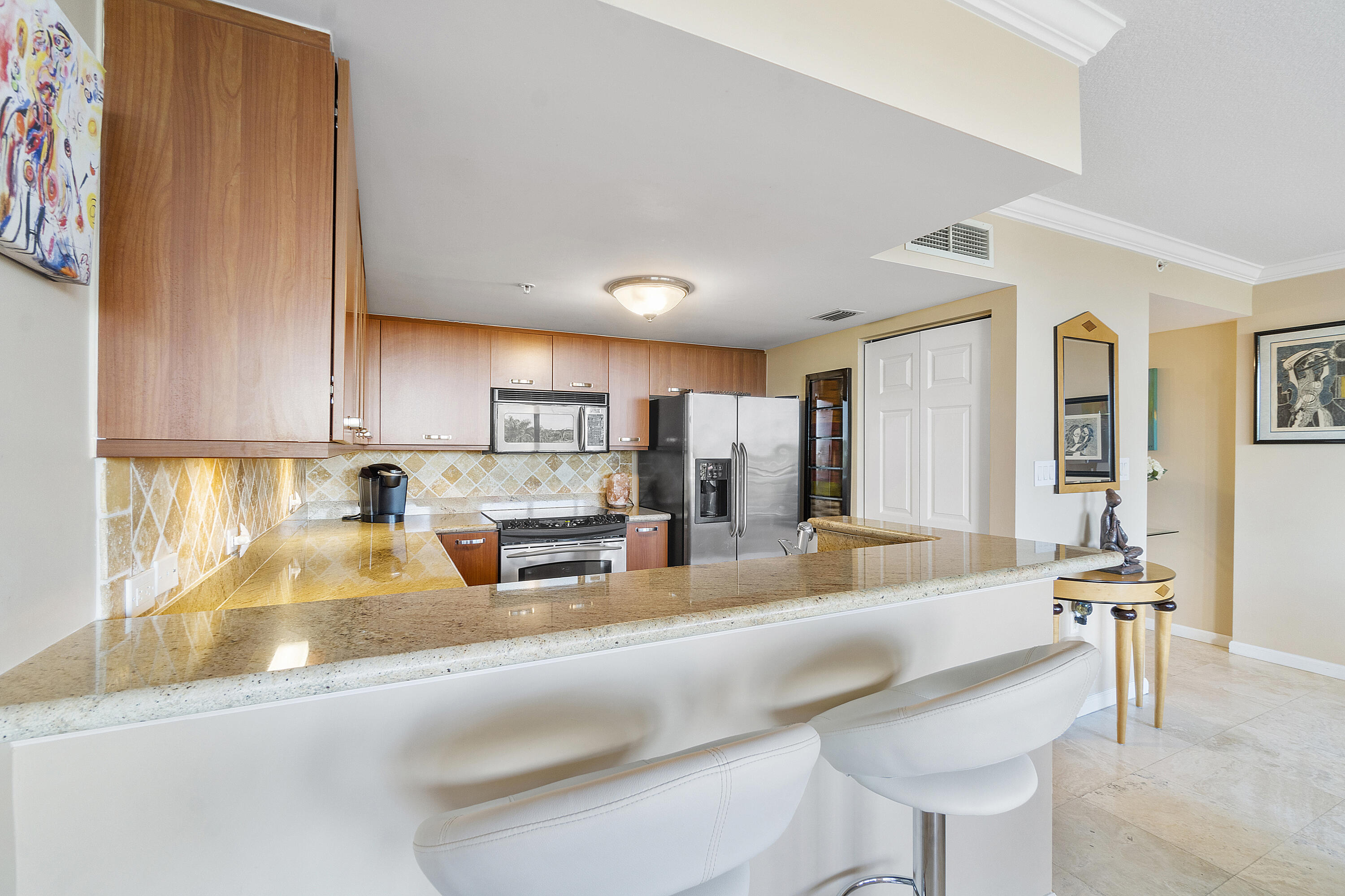 2011 N Ocean #304, Fort Lauderdale FL 33305