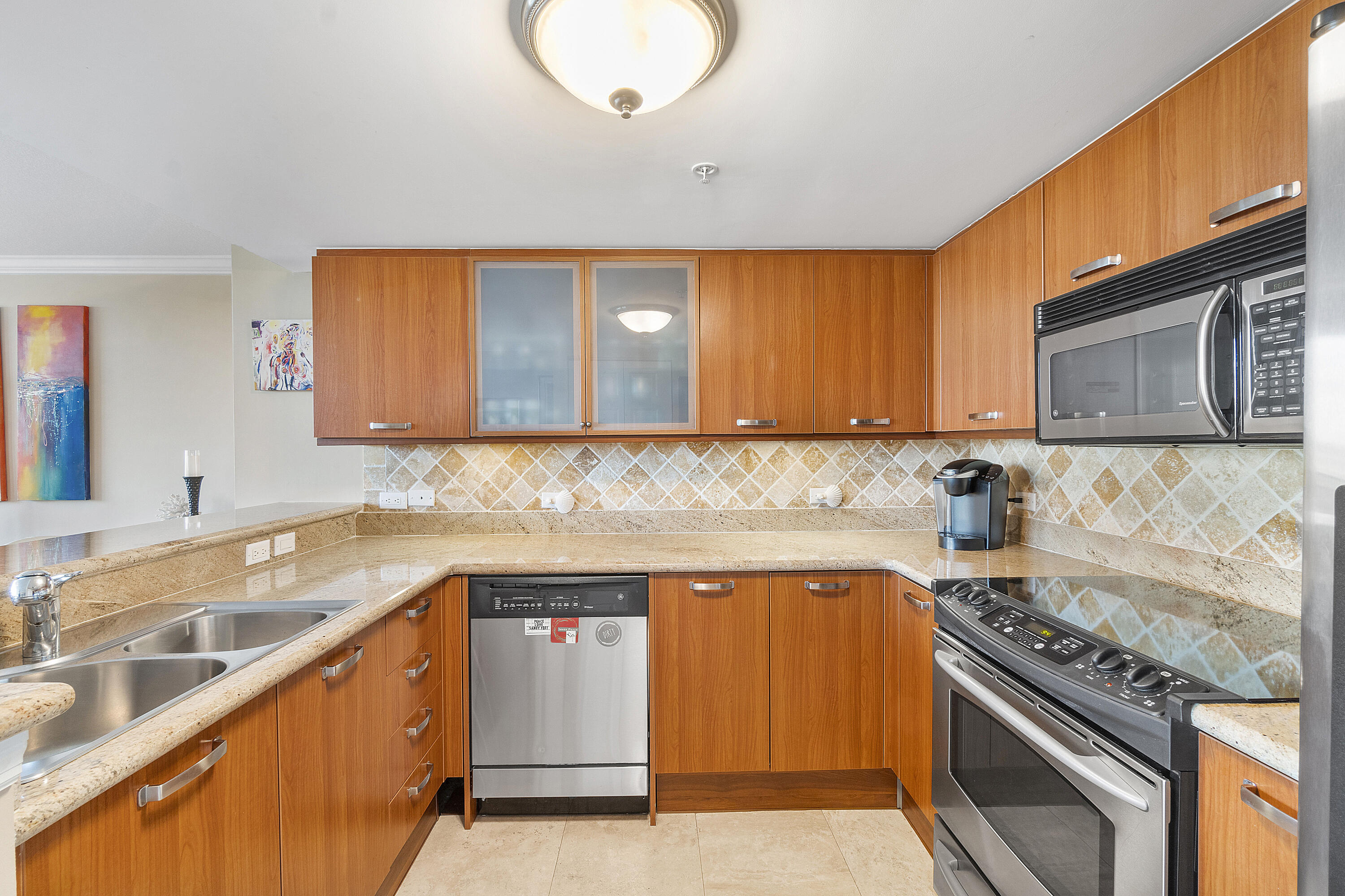 2011 N Ocean #304, Fort Lauderdale FL 33305