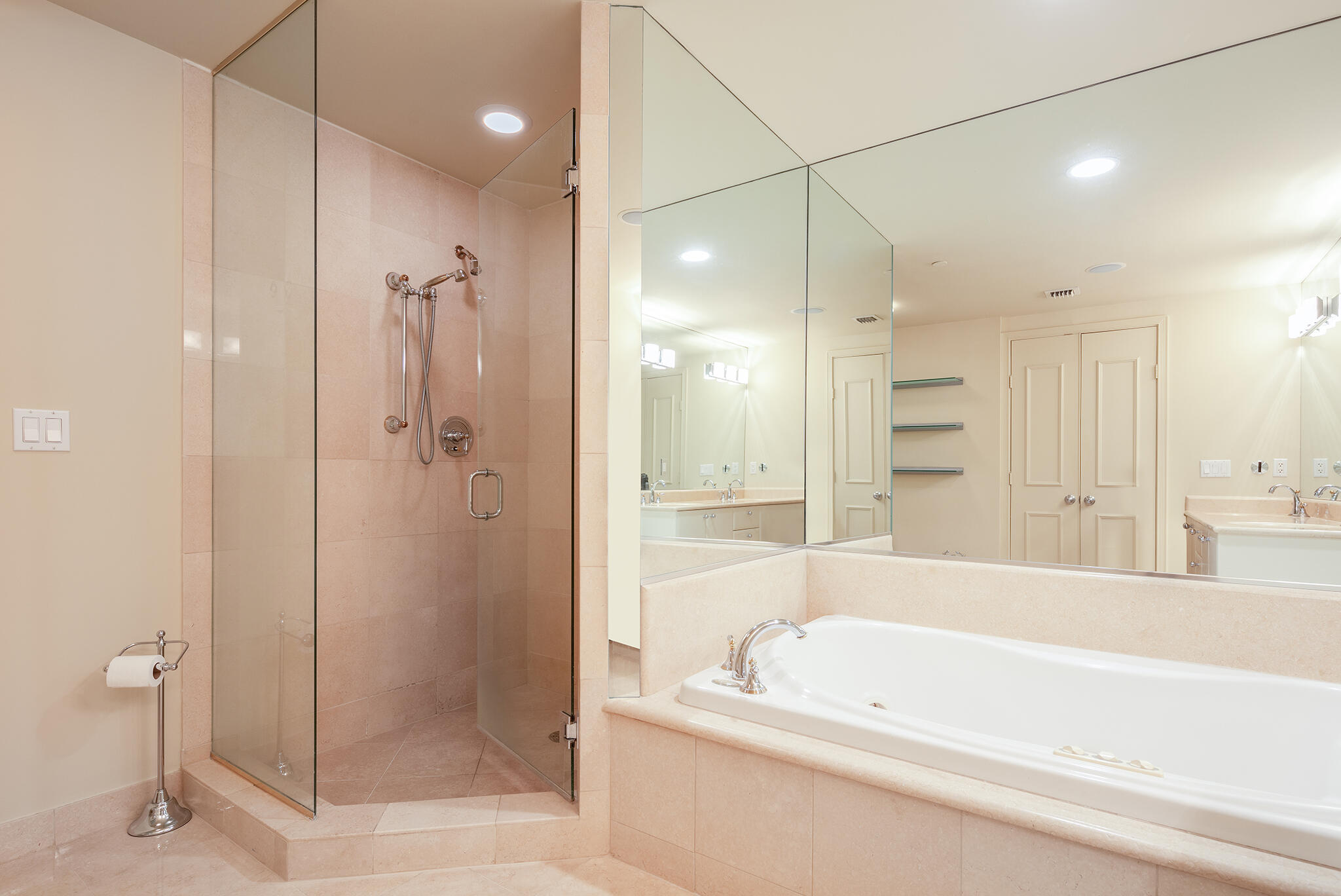 2110 N OCEAN #15D, Fort Lauderdale FL 33305