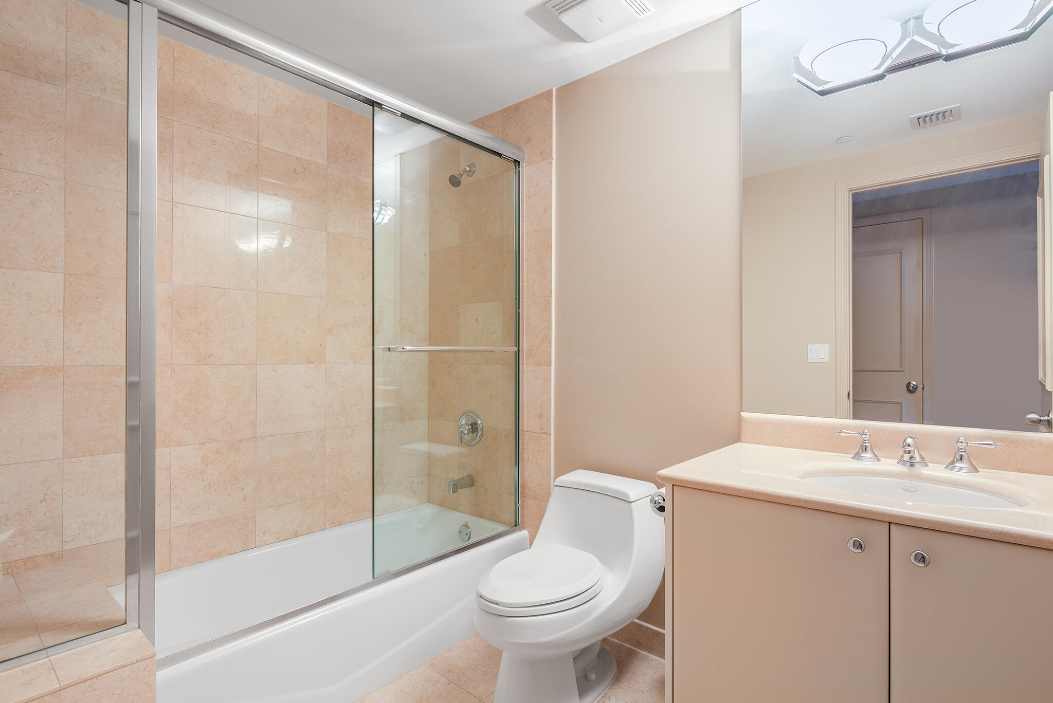2110 N OCEAN #15D, Fort Lauderdale FL 33305