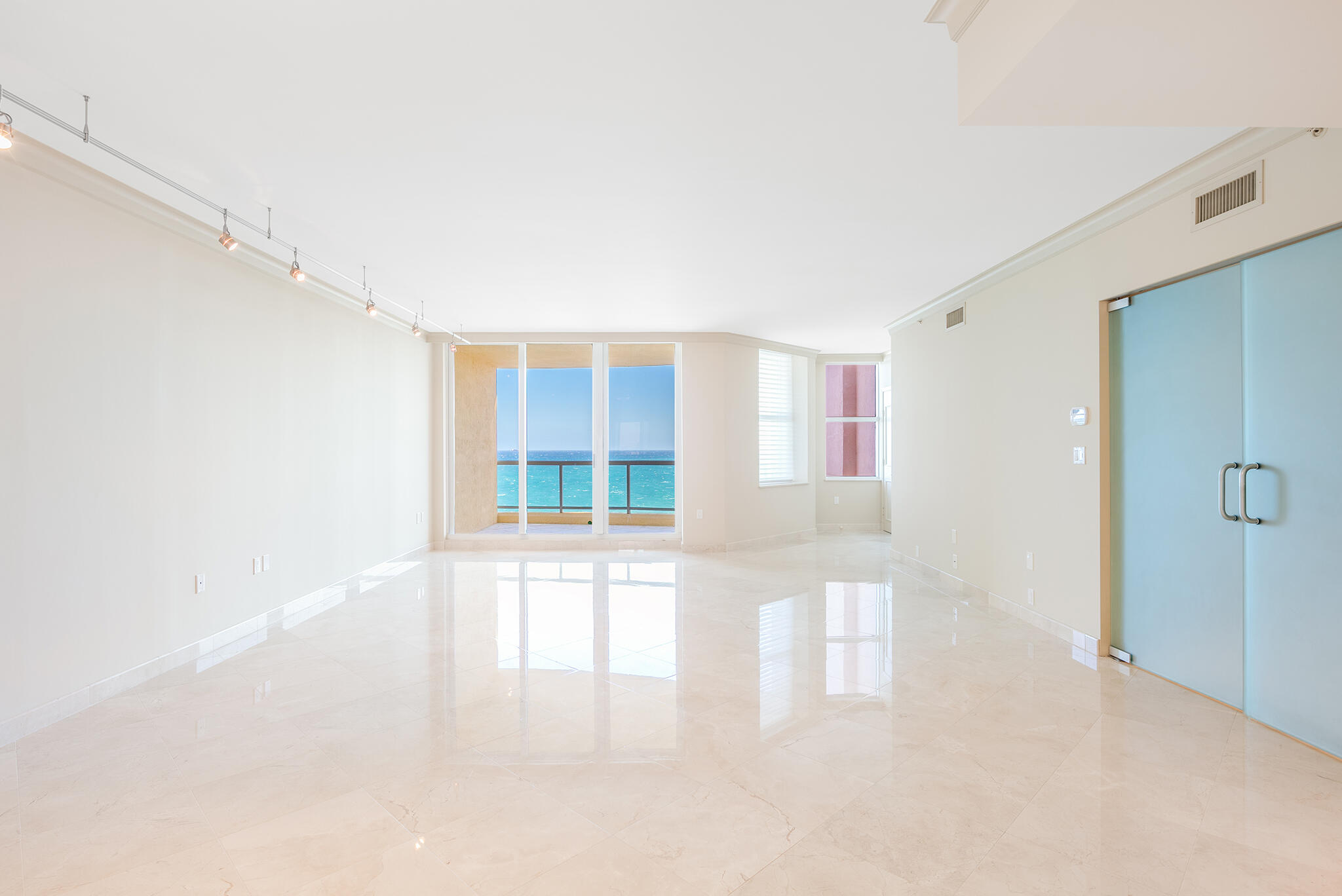 2110 N OCEAN #15D, Fort Lauderdale FL 33305