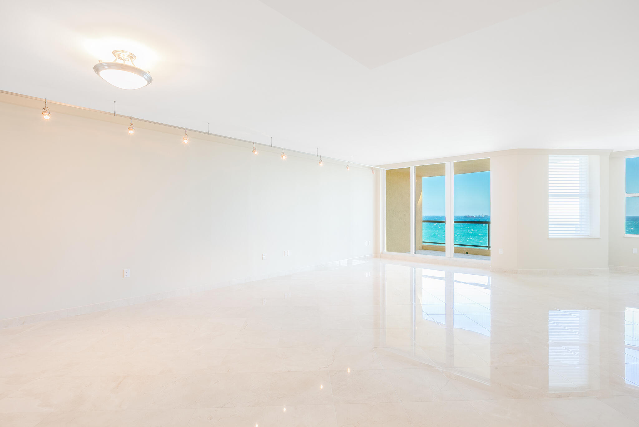 2110 N OCEAN #15D, Fort Lauderdale FL 33305