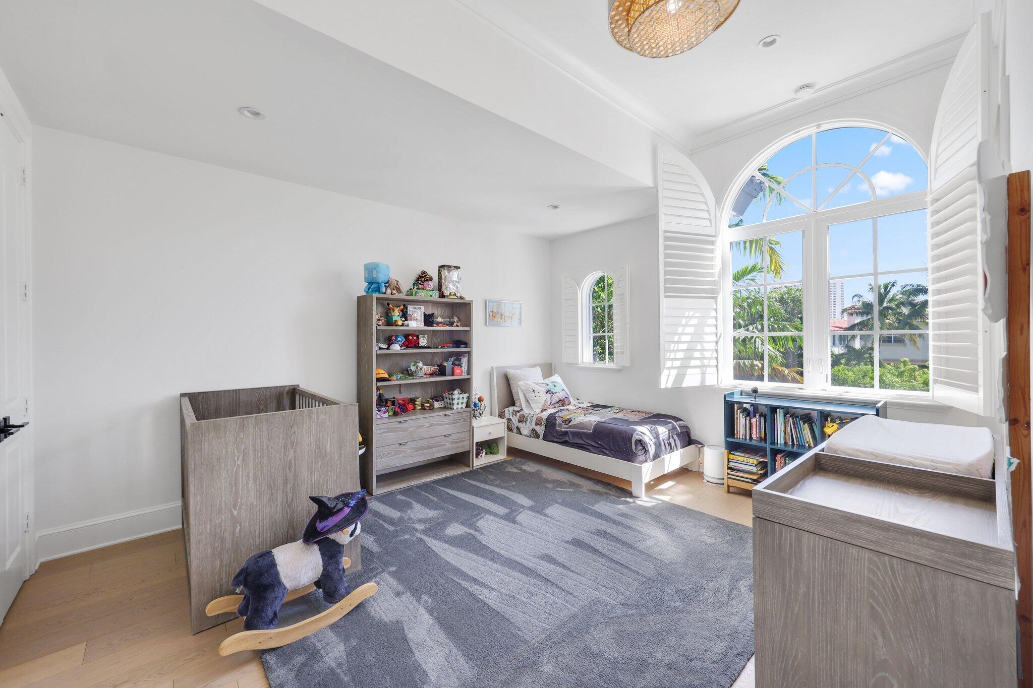 755 W Fern, Boca Raton FL 33432