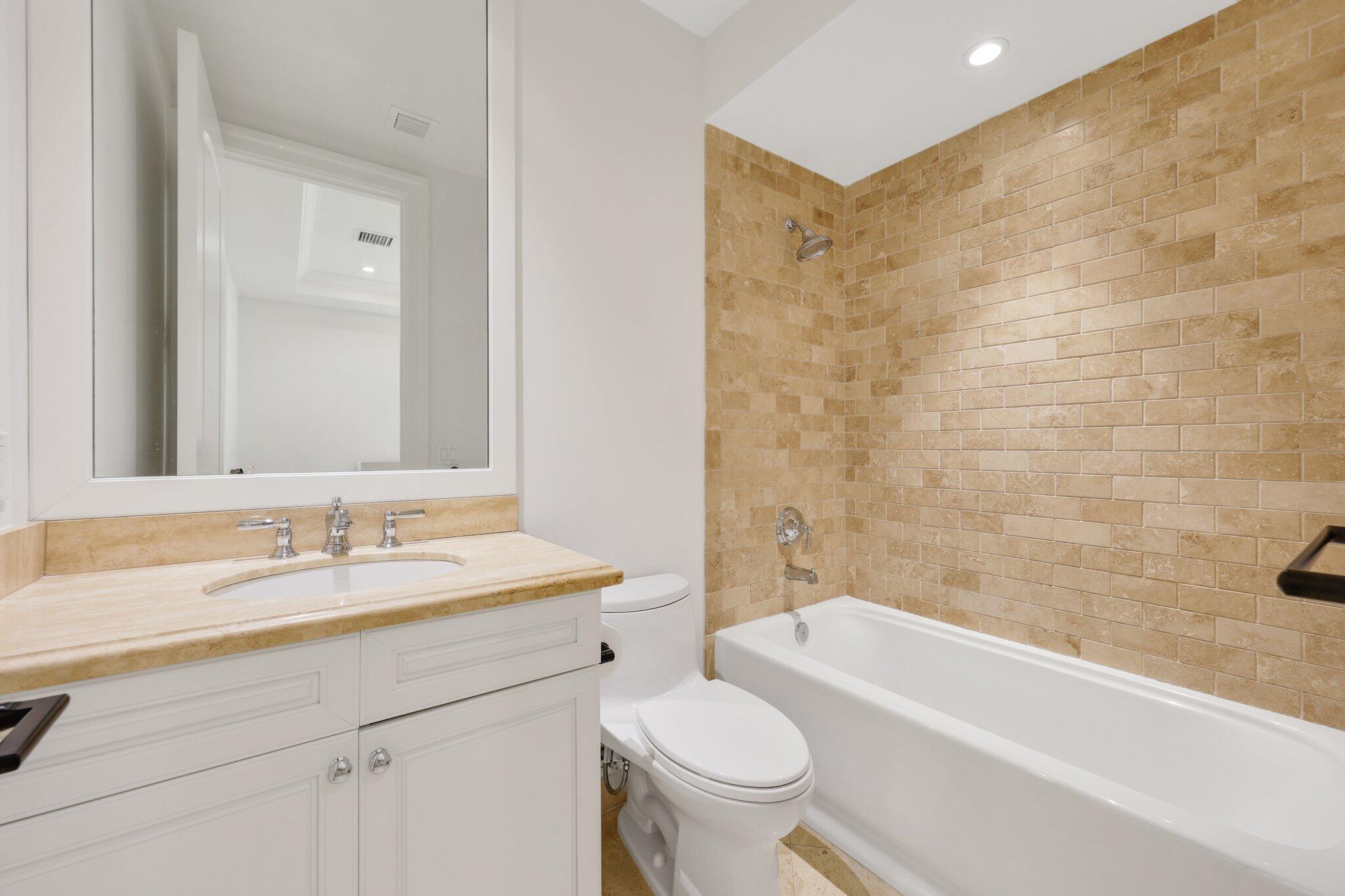 755 W Fern, Boca Raton FL 33432