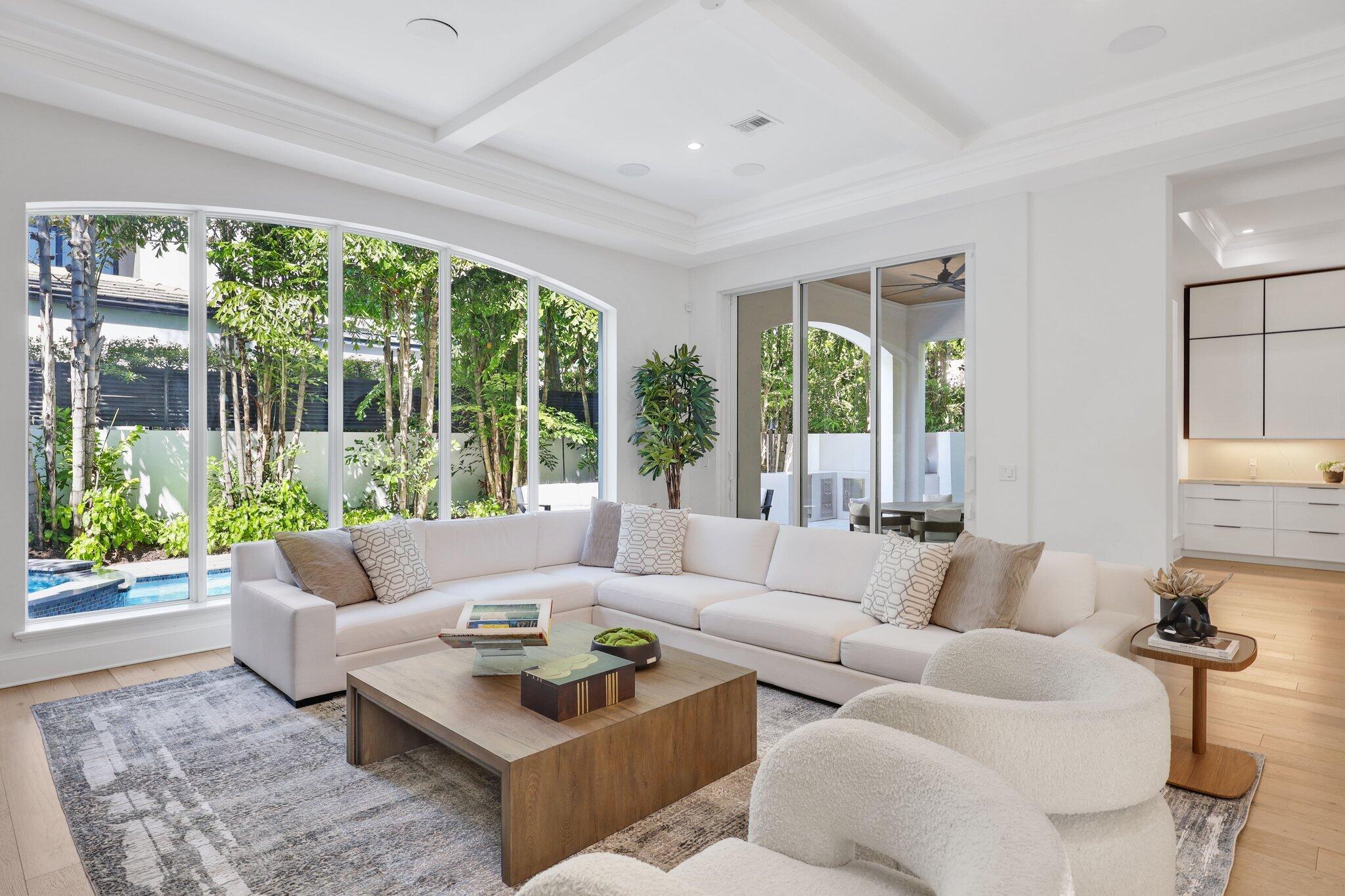 755 W Fern, Boca Raton FL 33432