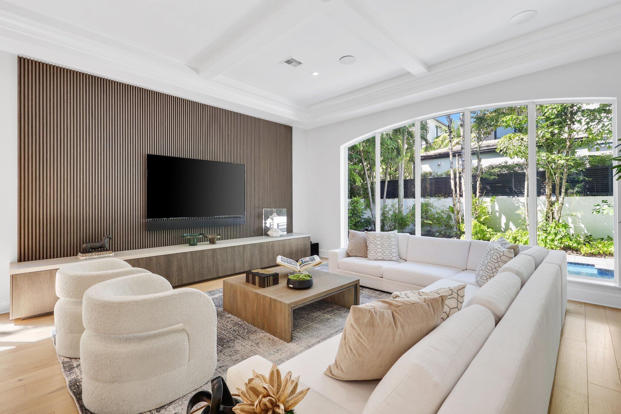 755 W Fern, Boca Raton FL 33432