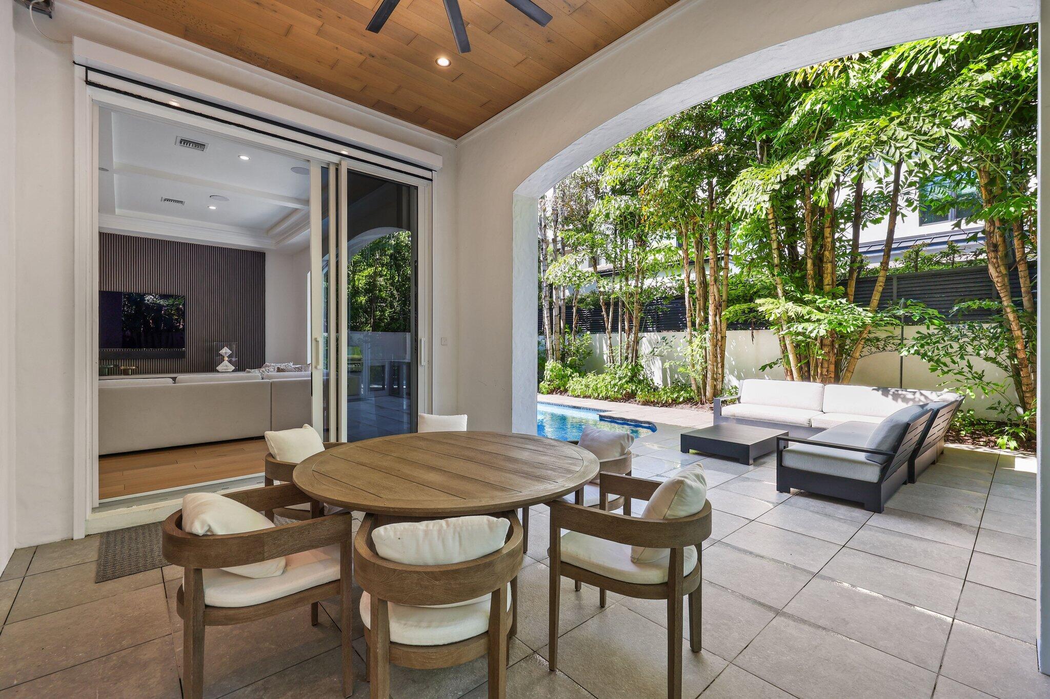755 W Fern, Boca Raton FL 33432