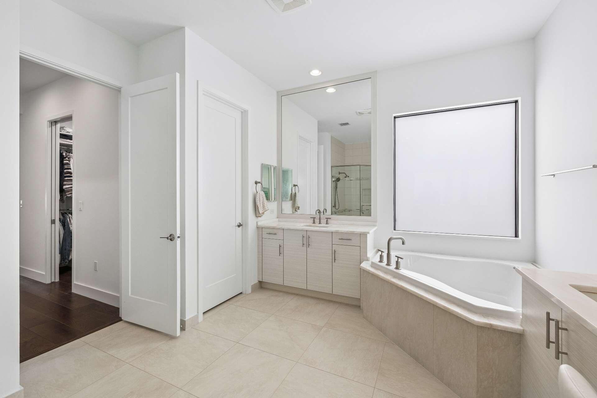 17071 Rainbow Falls, Boca Raton FL 33496