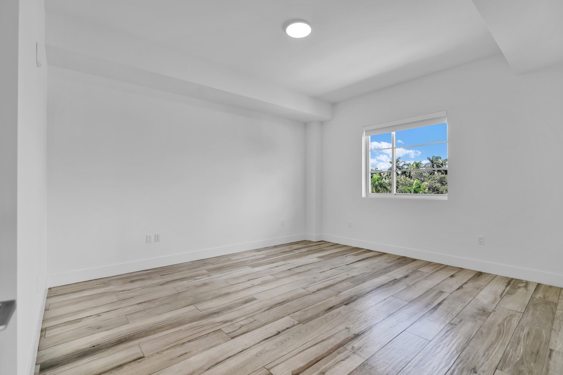 155 E Boca Raton #423, Boca Raton FL 33432