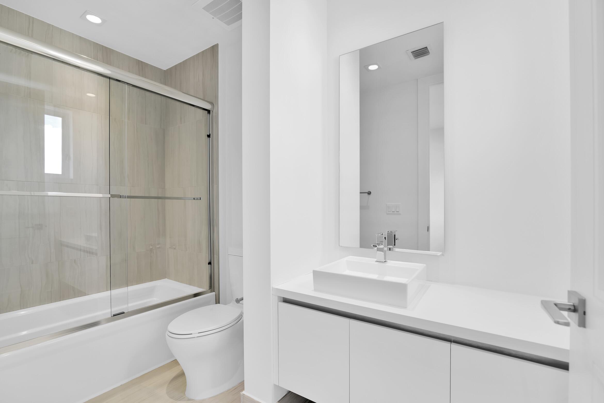 155 E Boca Raton #423, Boca Raton FL 33432