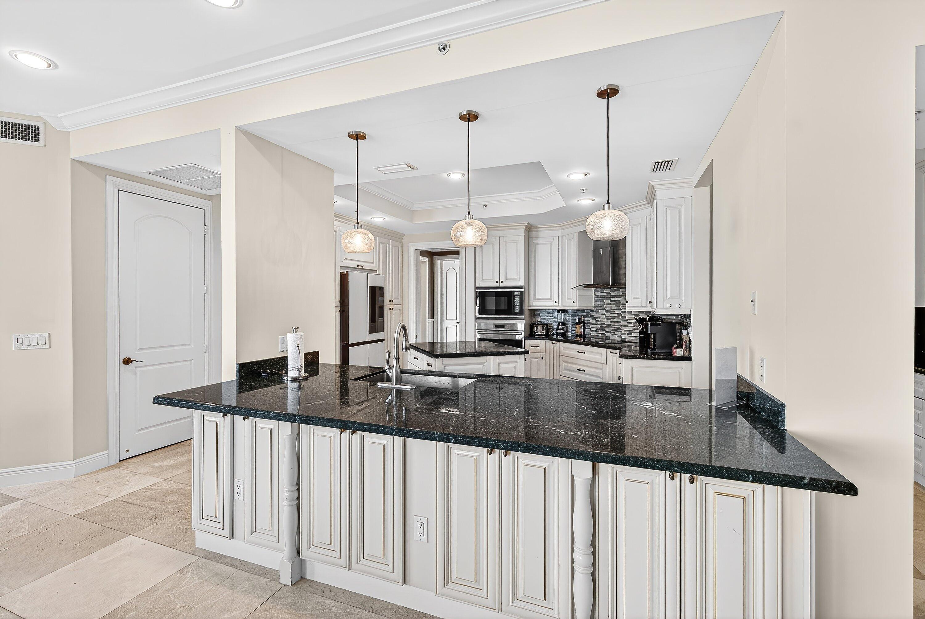 3000 S HIGHWAY A1A #302, Jupiter FL 33477