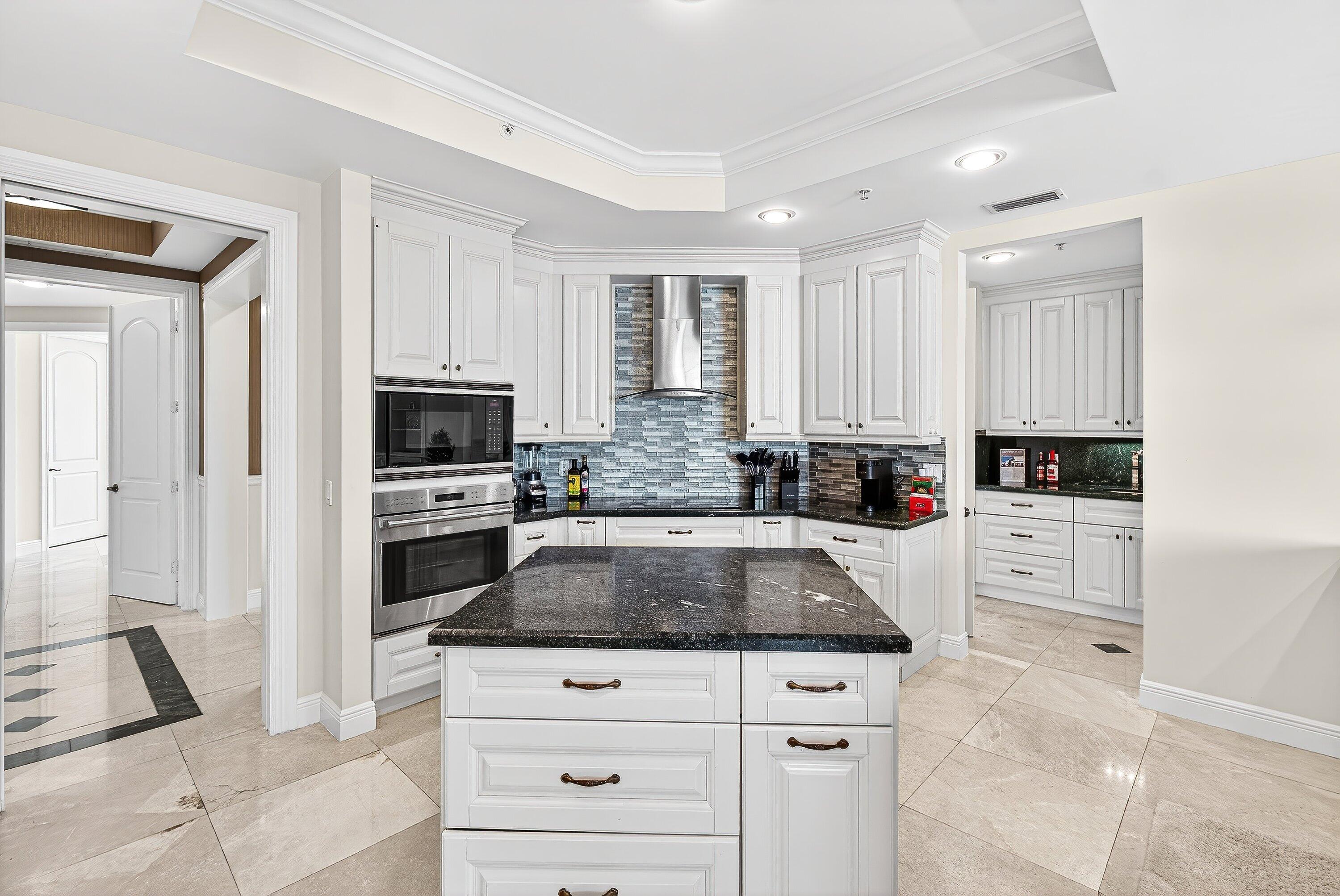 3000 S HIGHWAY A1A #302, Jupiter FL 33477