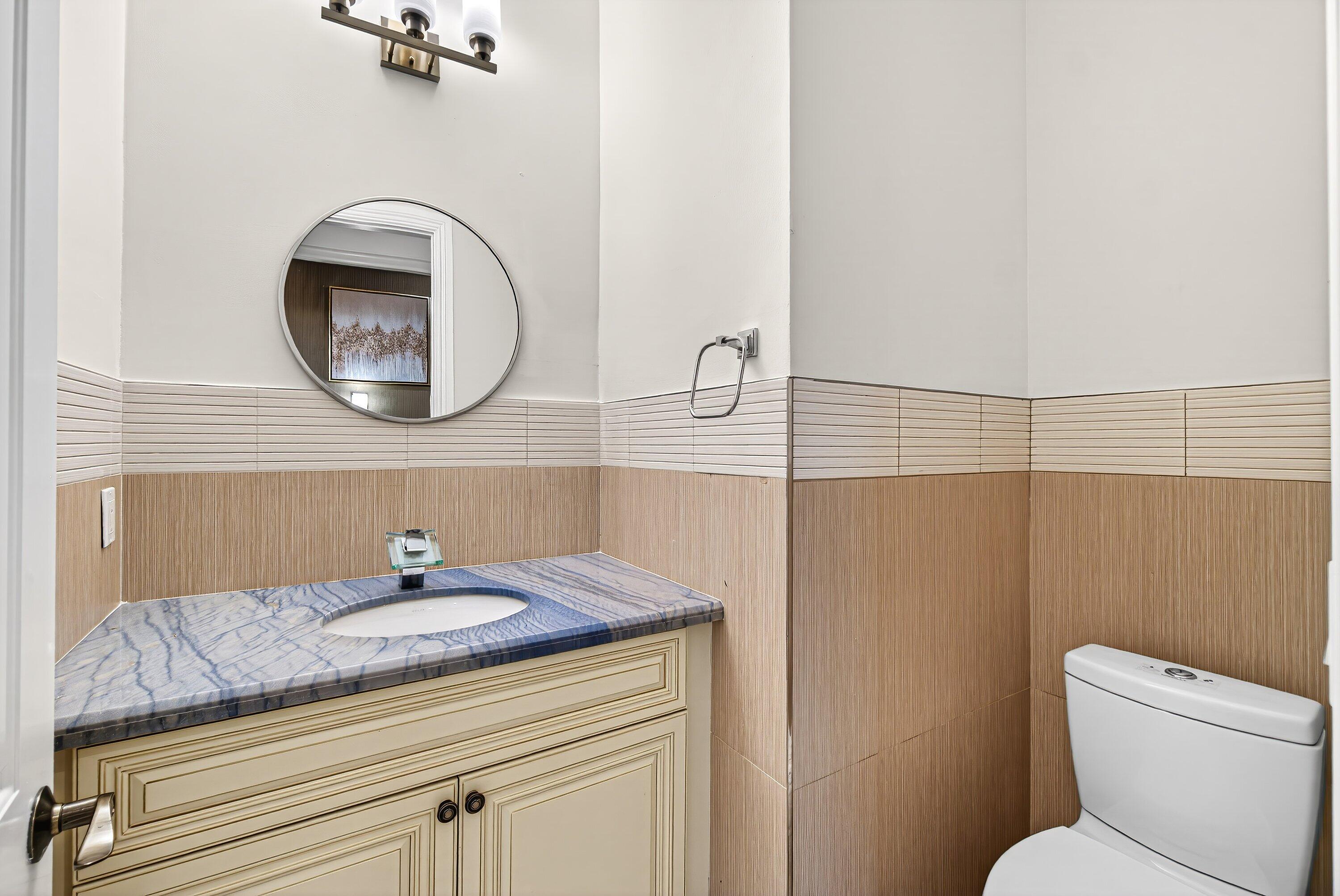 3000 S HIGHWAY A1A #302, Jupiter FL 33477