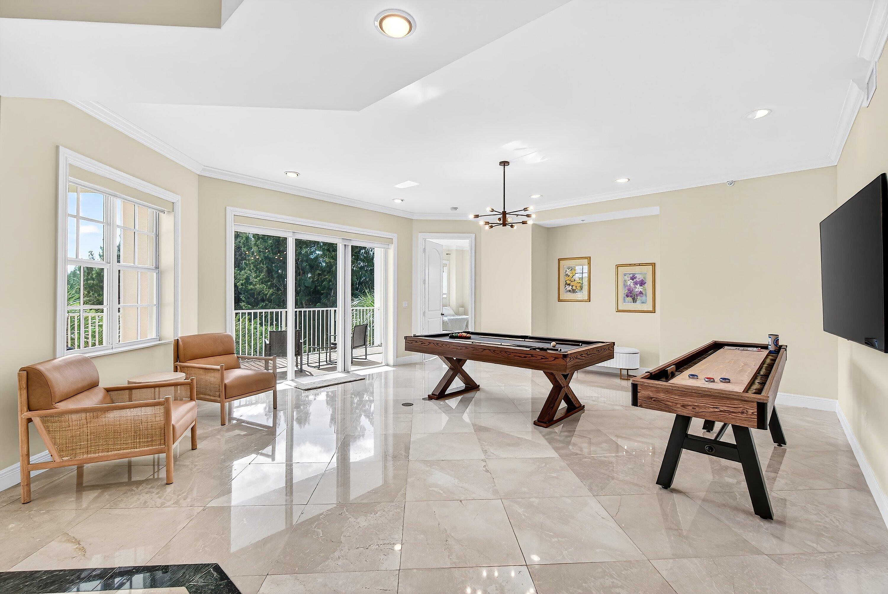 3000 S HIGHWAY A1A #302, Jupiter FL 33477