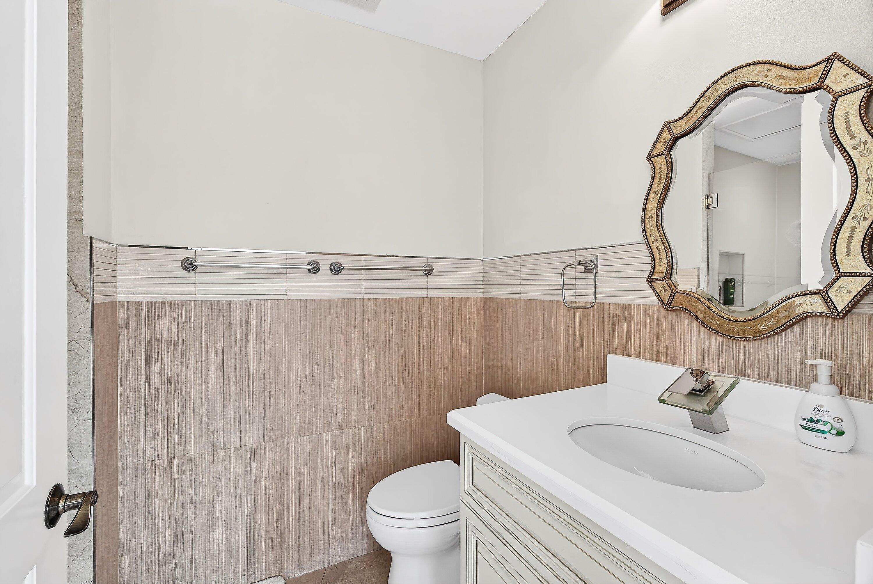 3000 S HIGHWAY A1A #302, Jupiter FL 33477