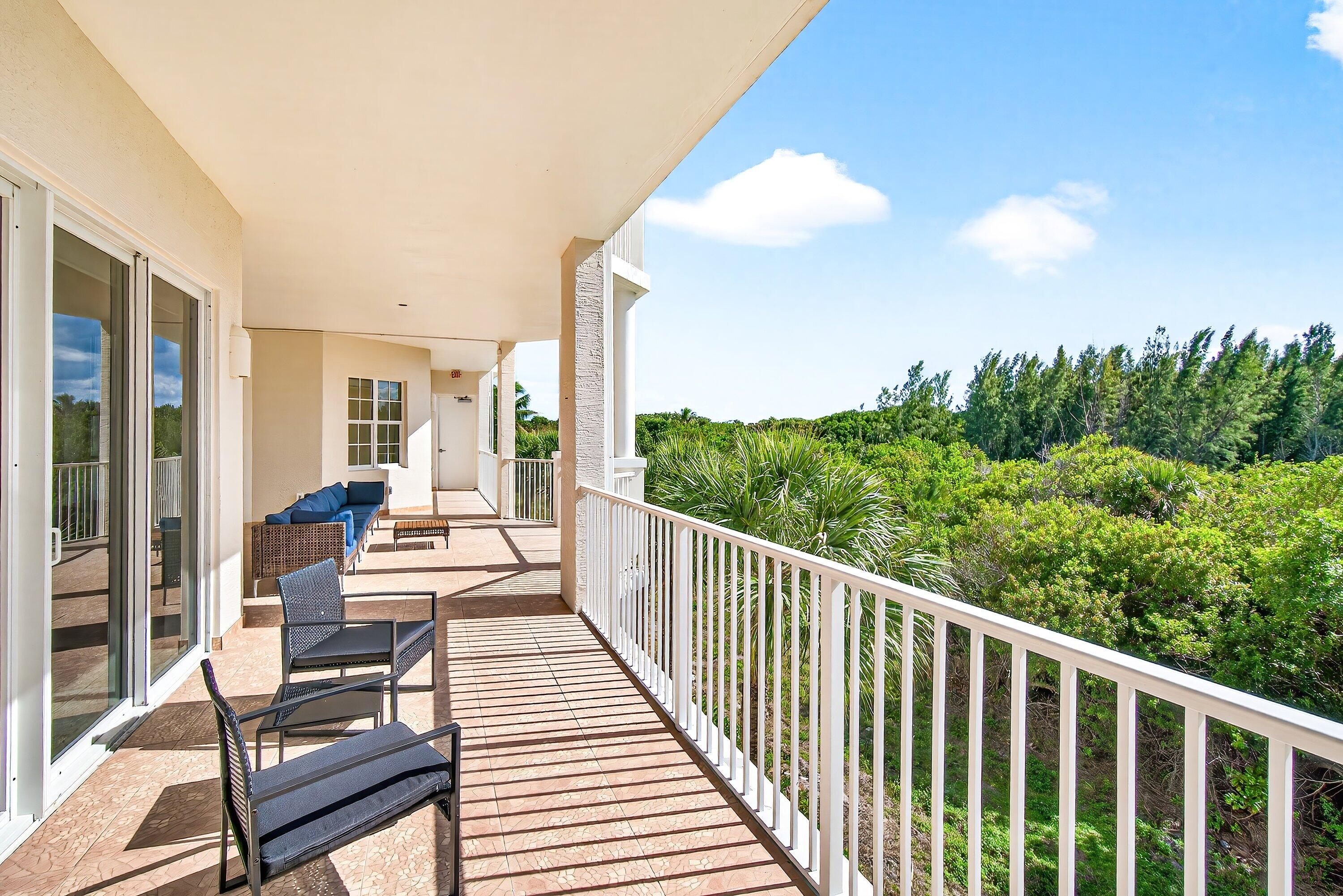 3000 S HIGHWAY A1A #302, Jupiter FL 33477