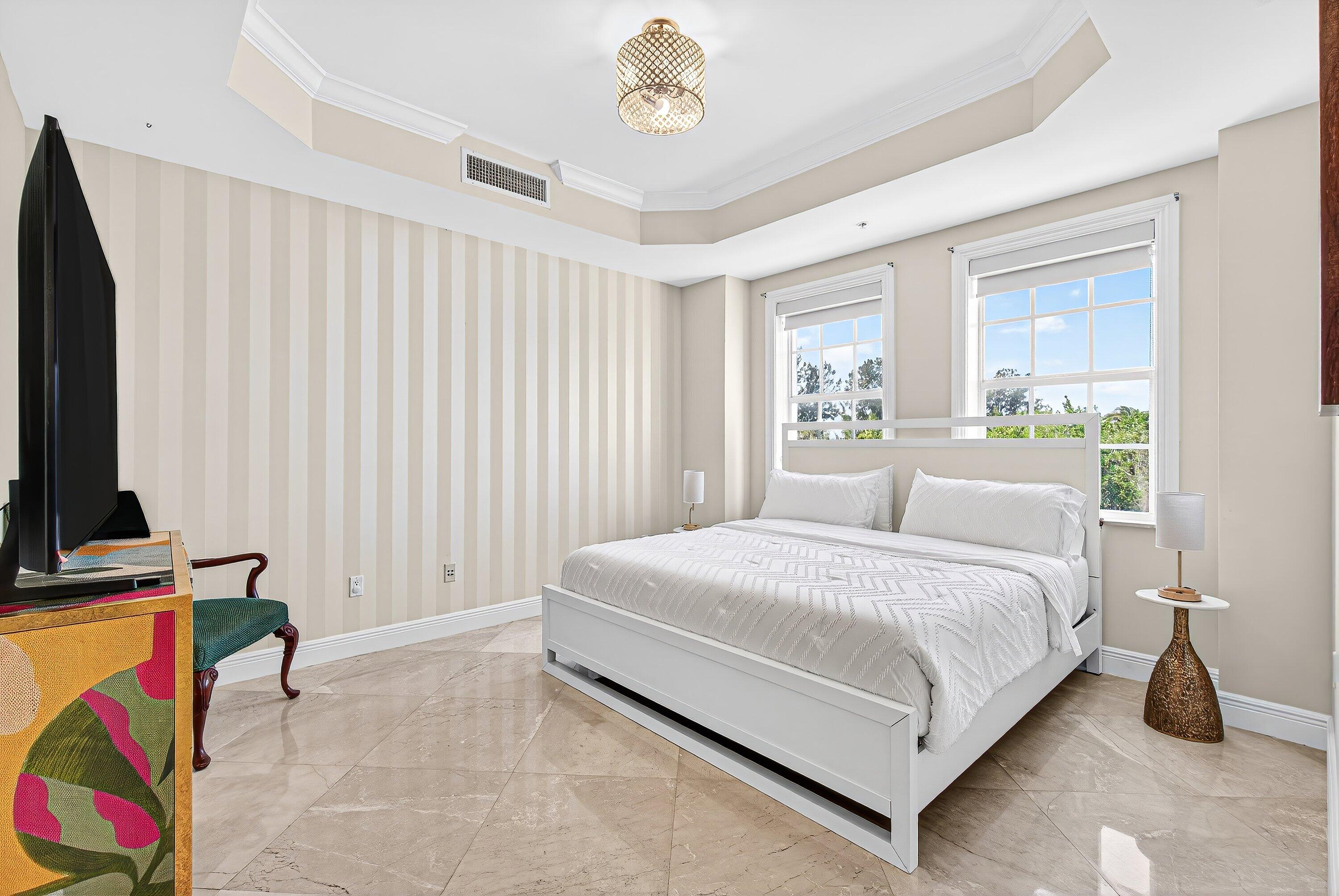 3000 S HIGHWAY A1A #302, Jupiter FL 33477