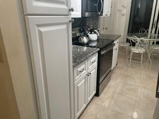 1701 S FLAGLER #403, West Palm Beach FL 33401