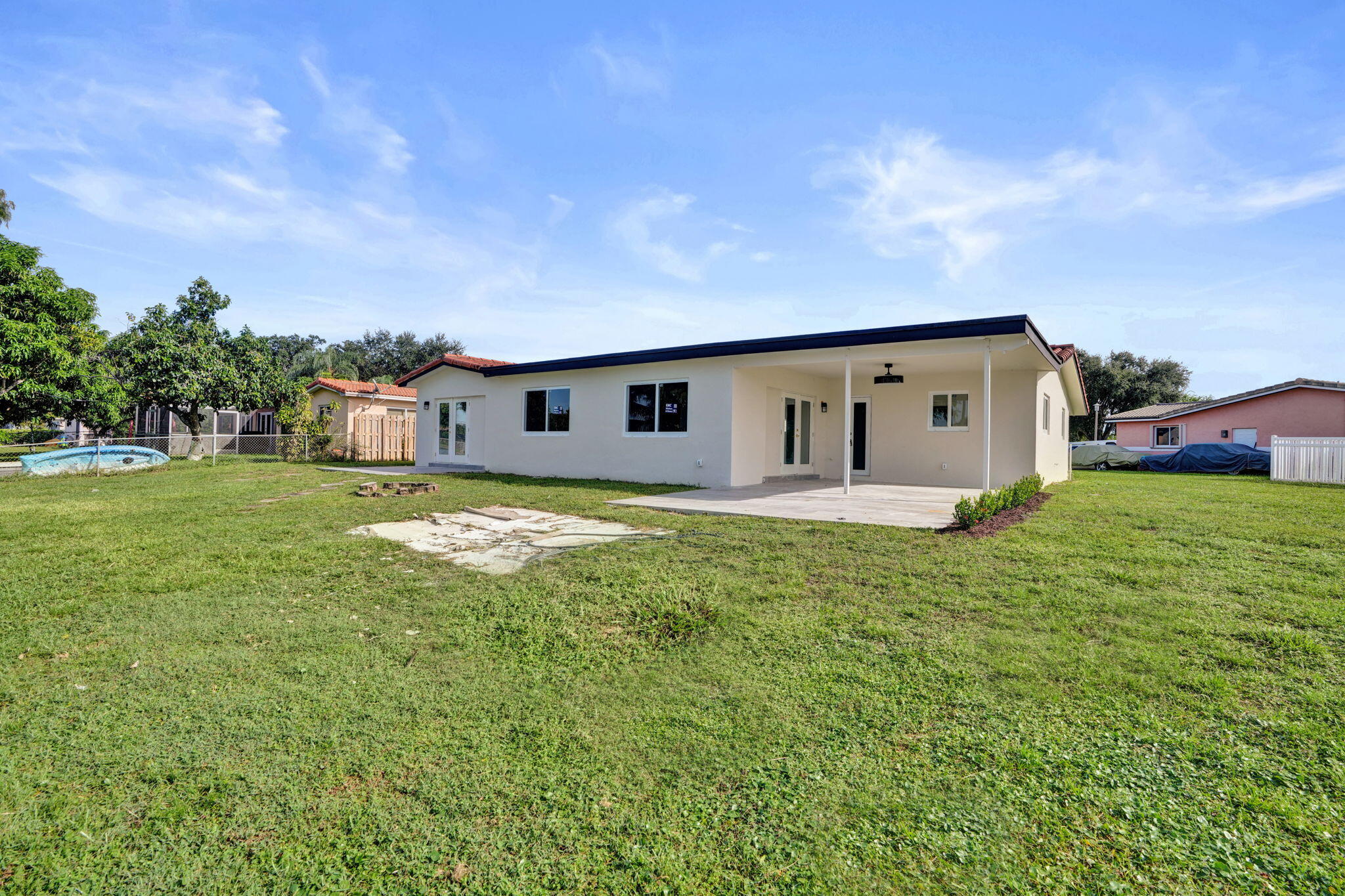 8351 NW 19TH, Pembroke Pines FL 33024