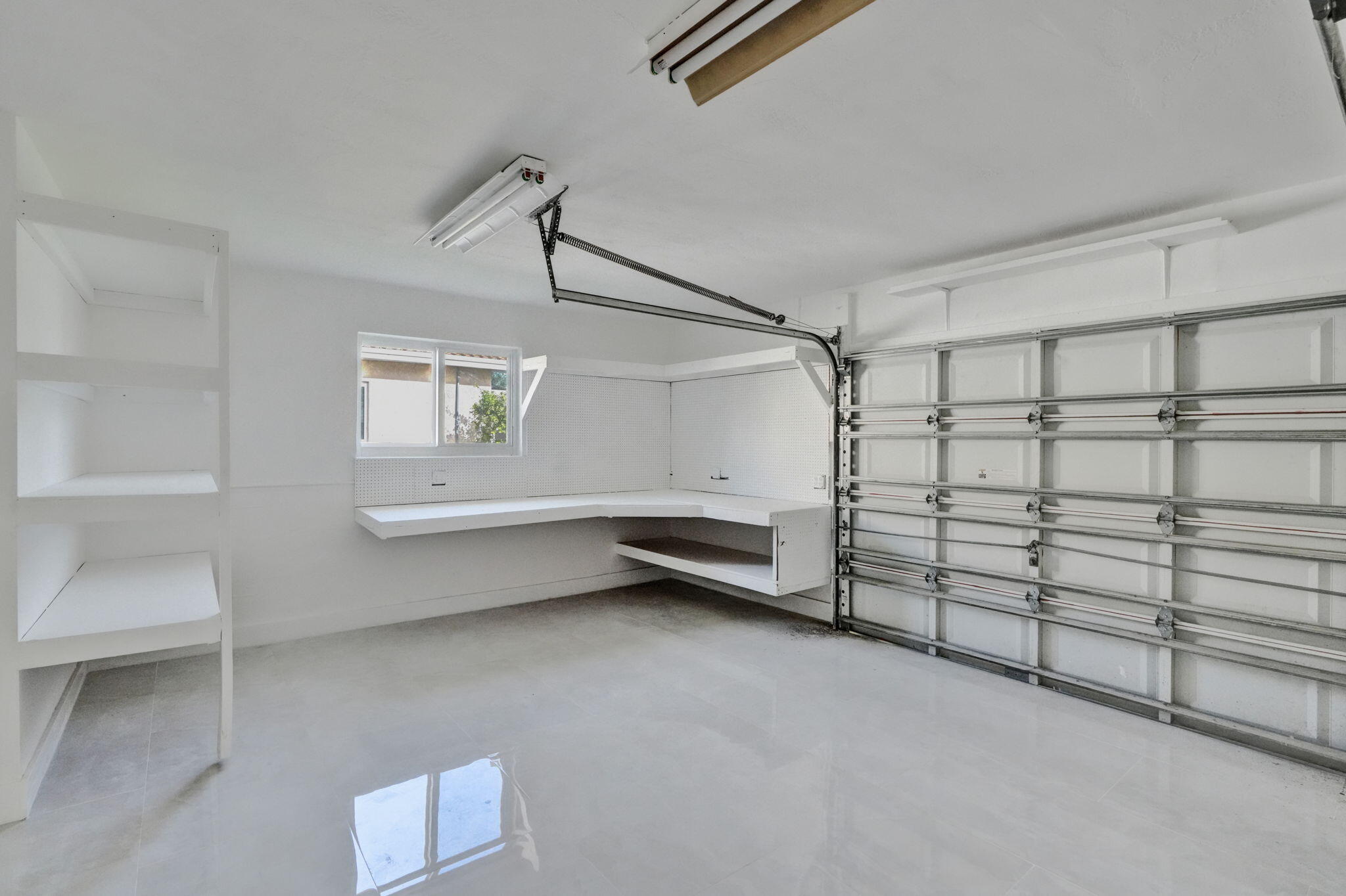 8351 NW 19TH, Pembroke Pines FL 33024