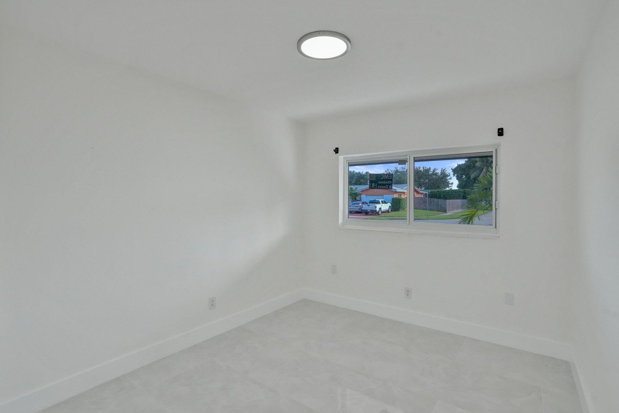 8351 NW 19TH, Pembroke Pines FL 33024
