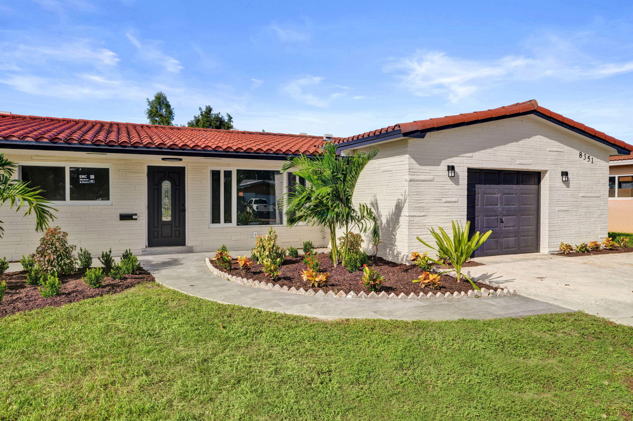 8351 NW 19TH, Pembroke Pines FL 33024