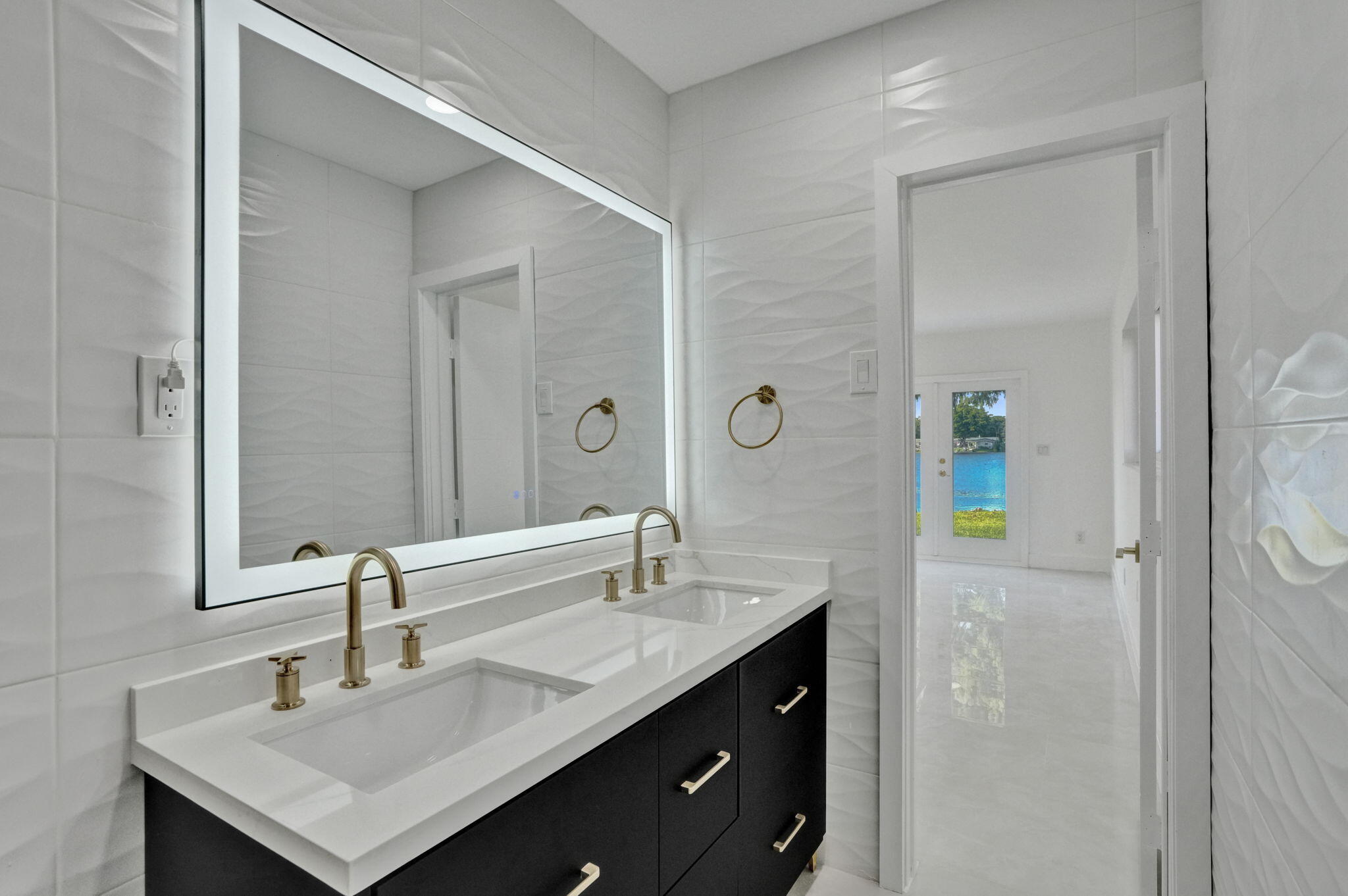 8351 NW 19TH, Pembroke Pines FL 33024