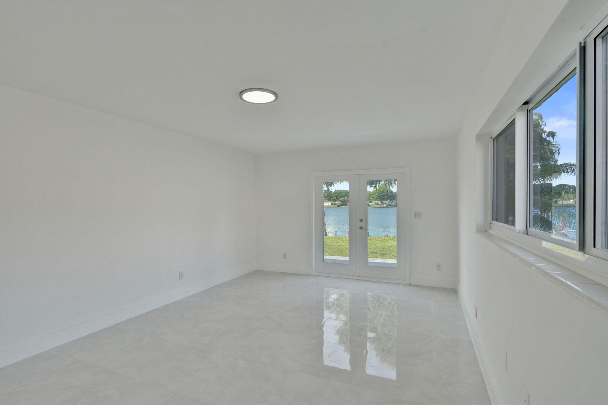 8351 NW 19TH, Pembroke Pines FL 33024