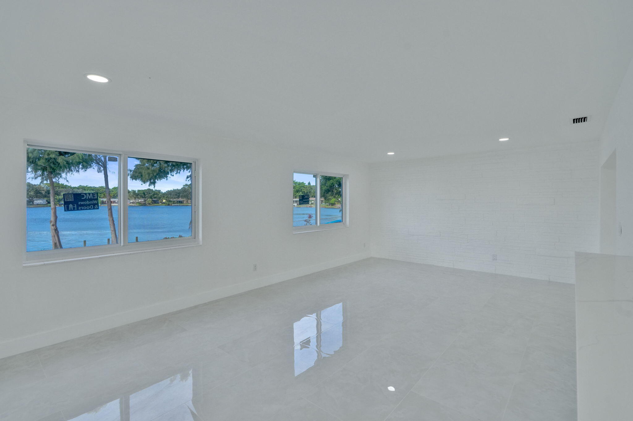 8351 NW 19TH, Pembroke Pines FL 33024