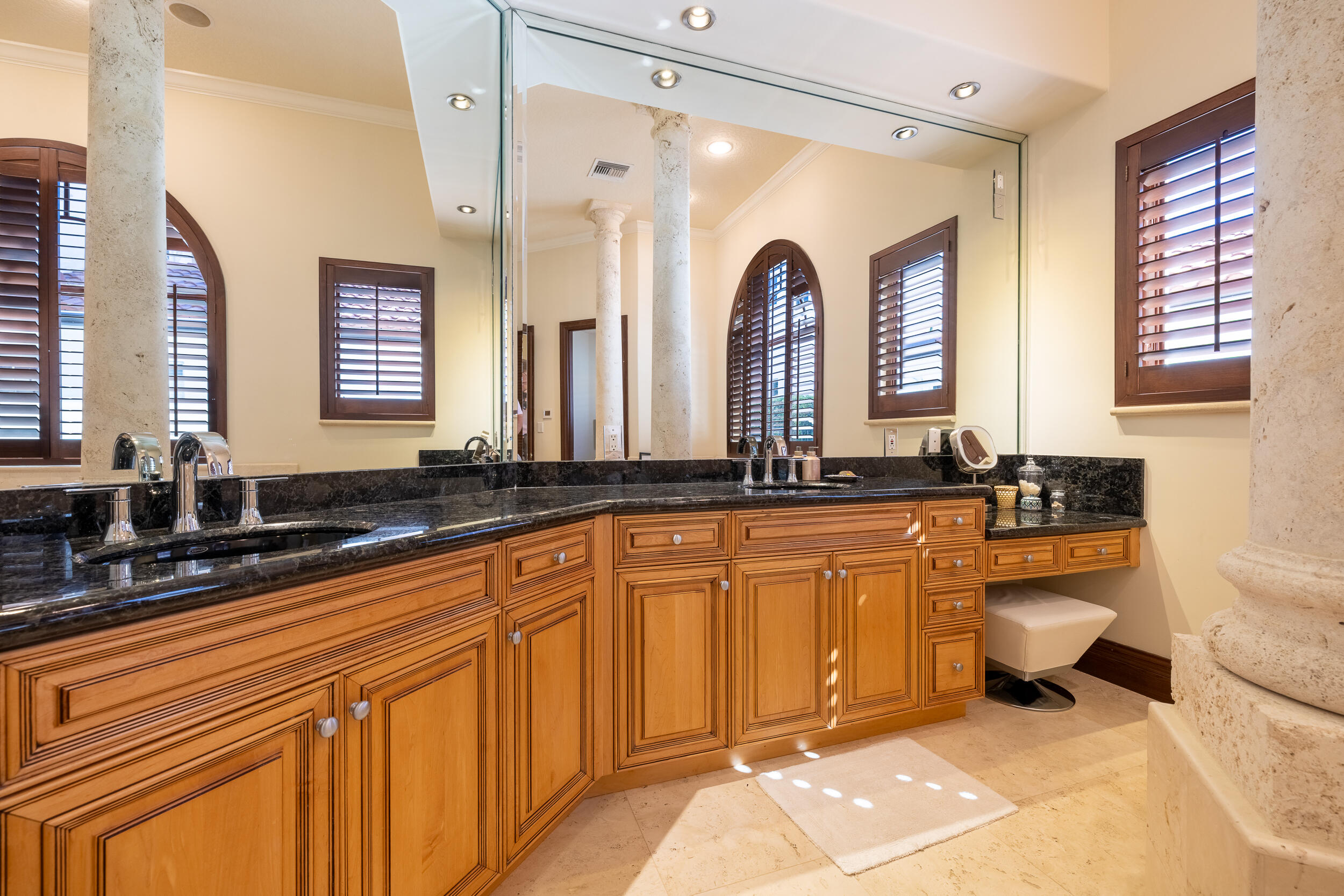 817 Harbour Isles, North Palm Beach FL 33410