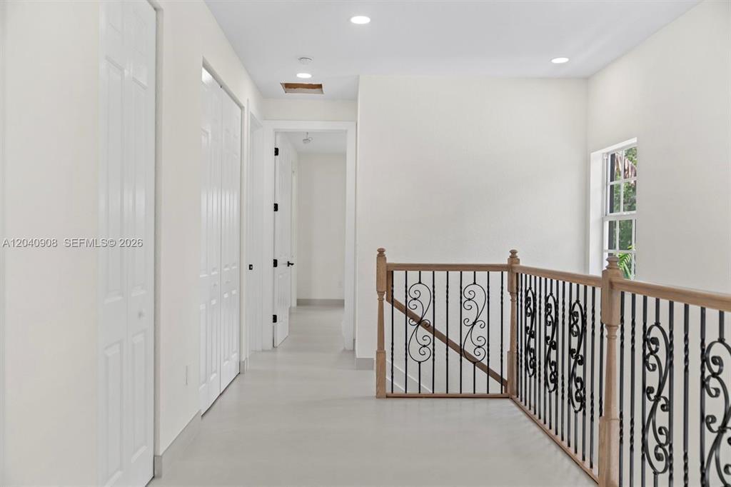 3040 SW 44TH, Dania Beach FL 33312