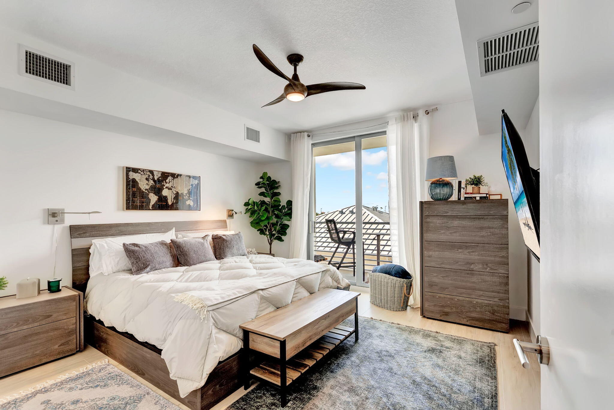 111 SE 1ST #517, Delray Beach FL 33444