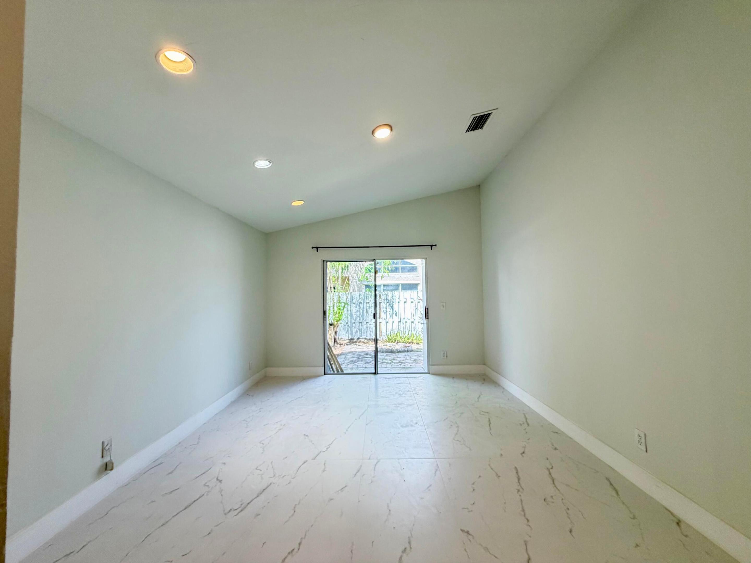 5305 NW 54TH, Coconut Creek FL 33073