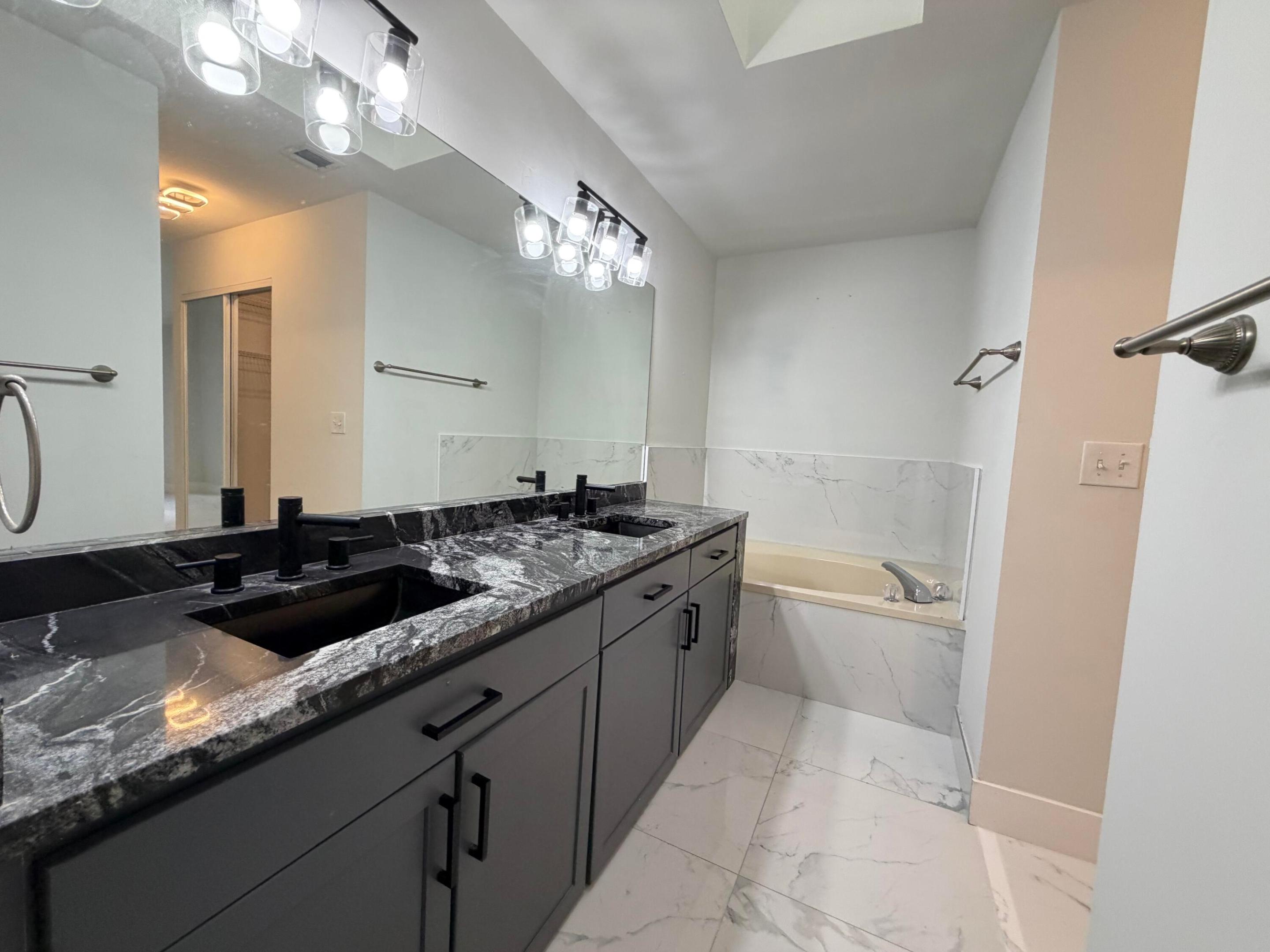 5305 NW 54TH, Coconut Creek FL 33073