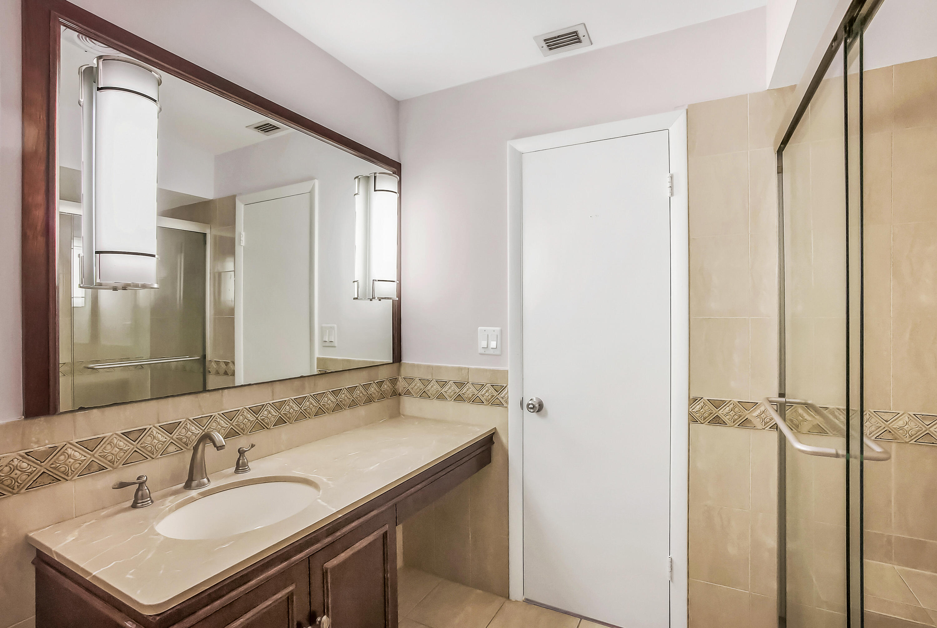 3015 OAKTREE #Unit 277, Hollywood FL 33021