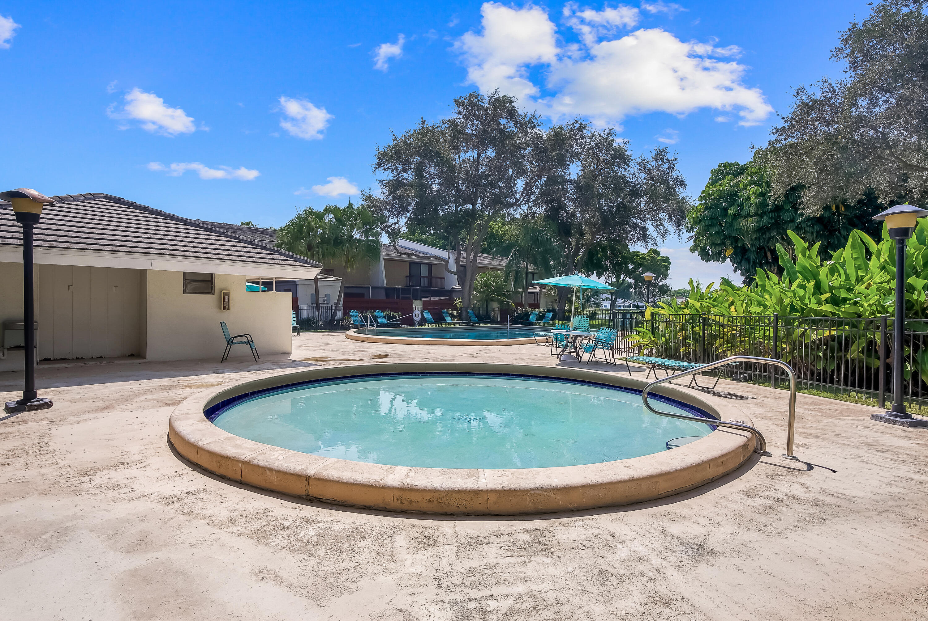 3015 OAKTREE #Unit 277, Hollywood FL 33021