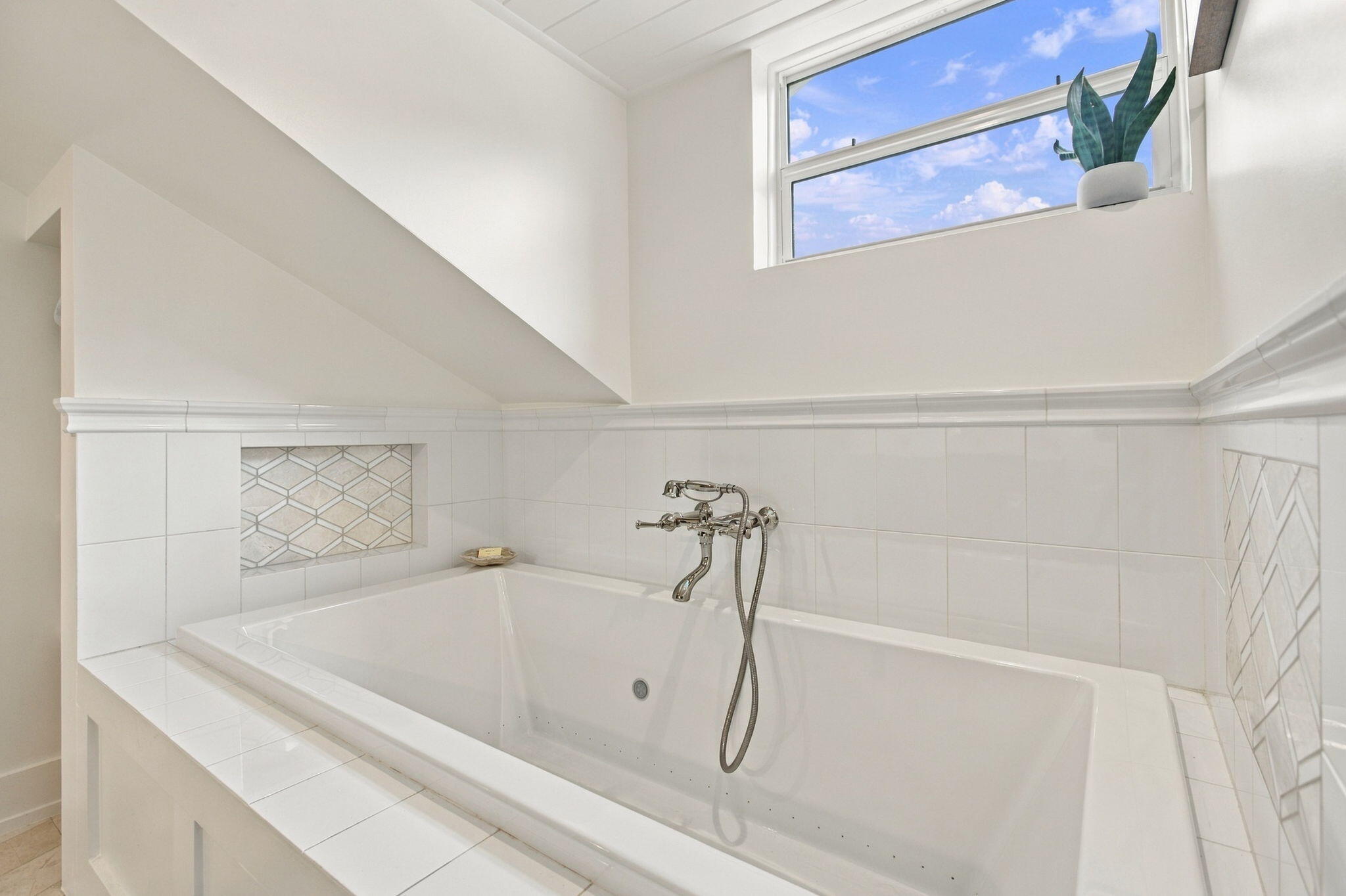 135 SE Martin, Stuart FL 34996