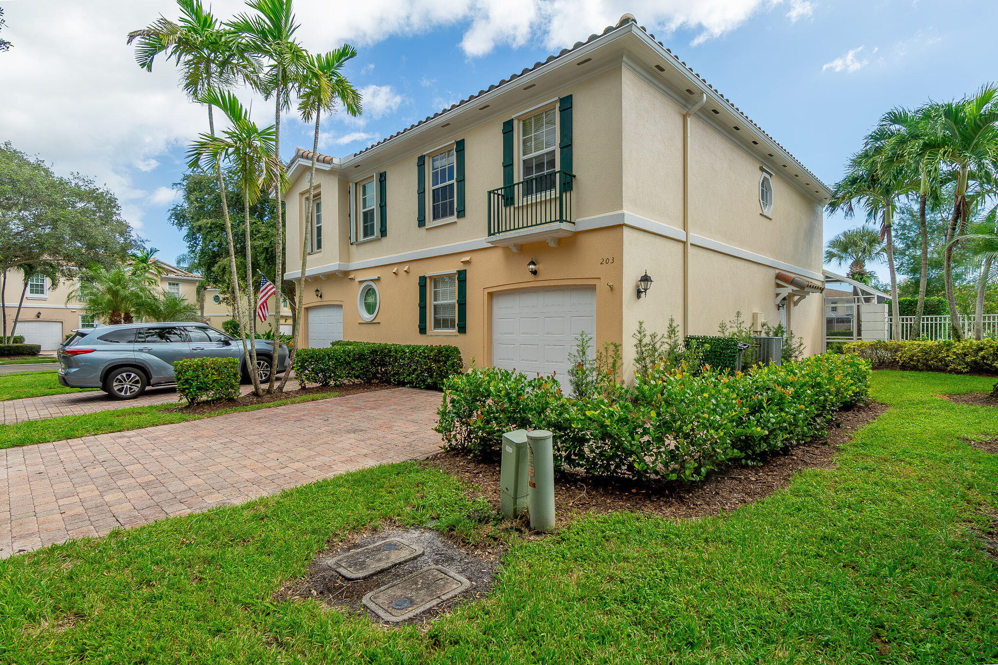 203 FORTUNA, Palm Beach Gardens FL 33410