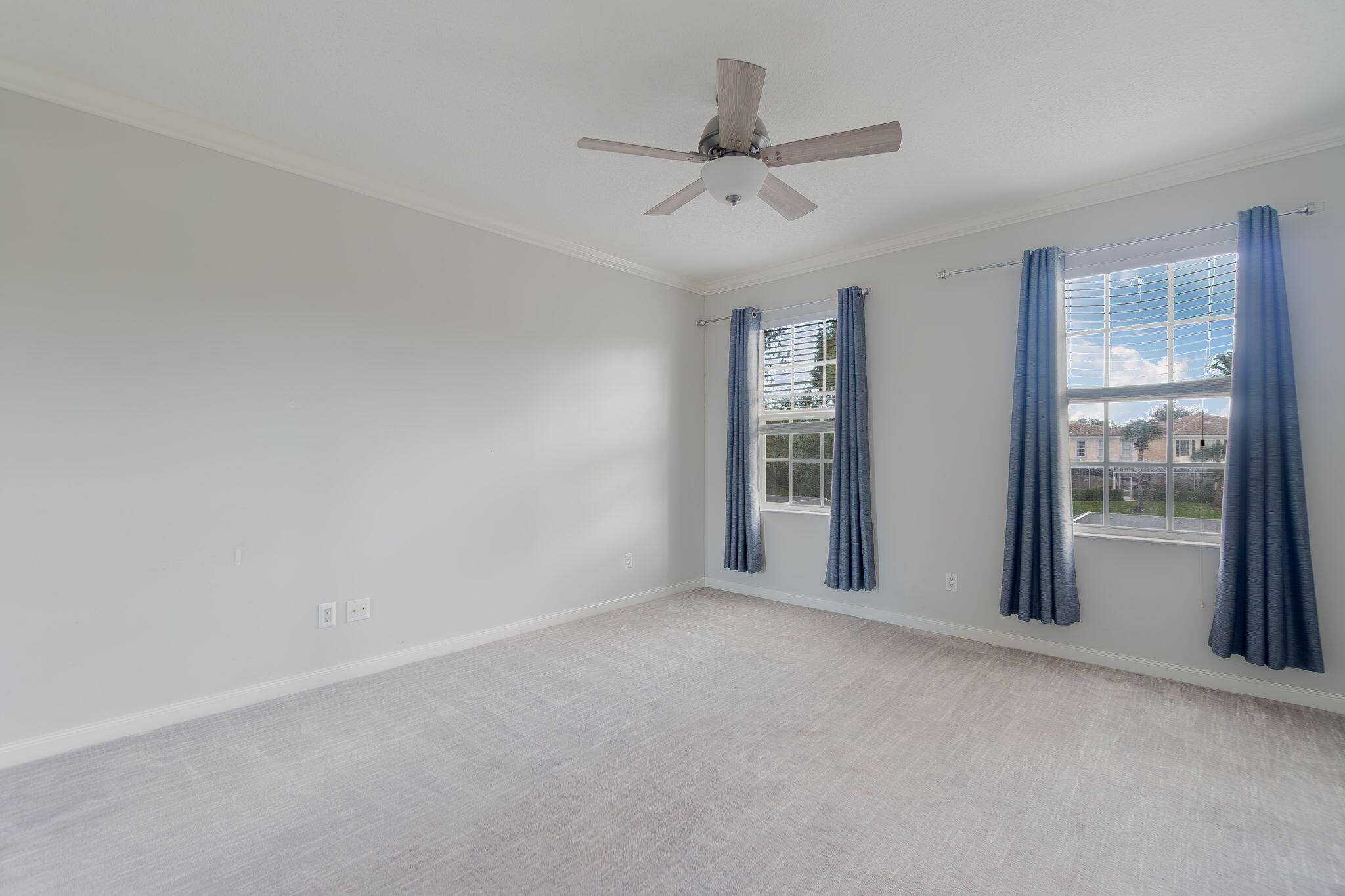 203 FORTUNA, Palm Beach Gardens FL 33410