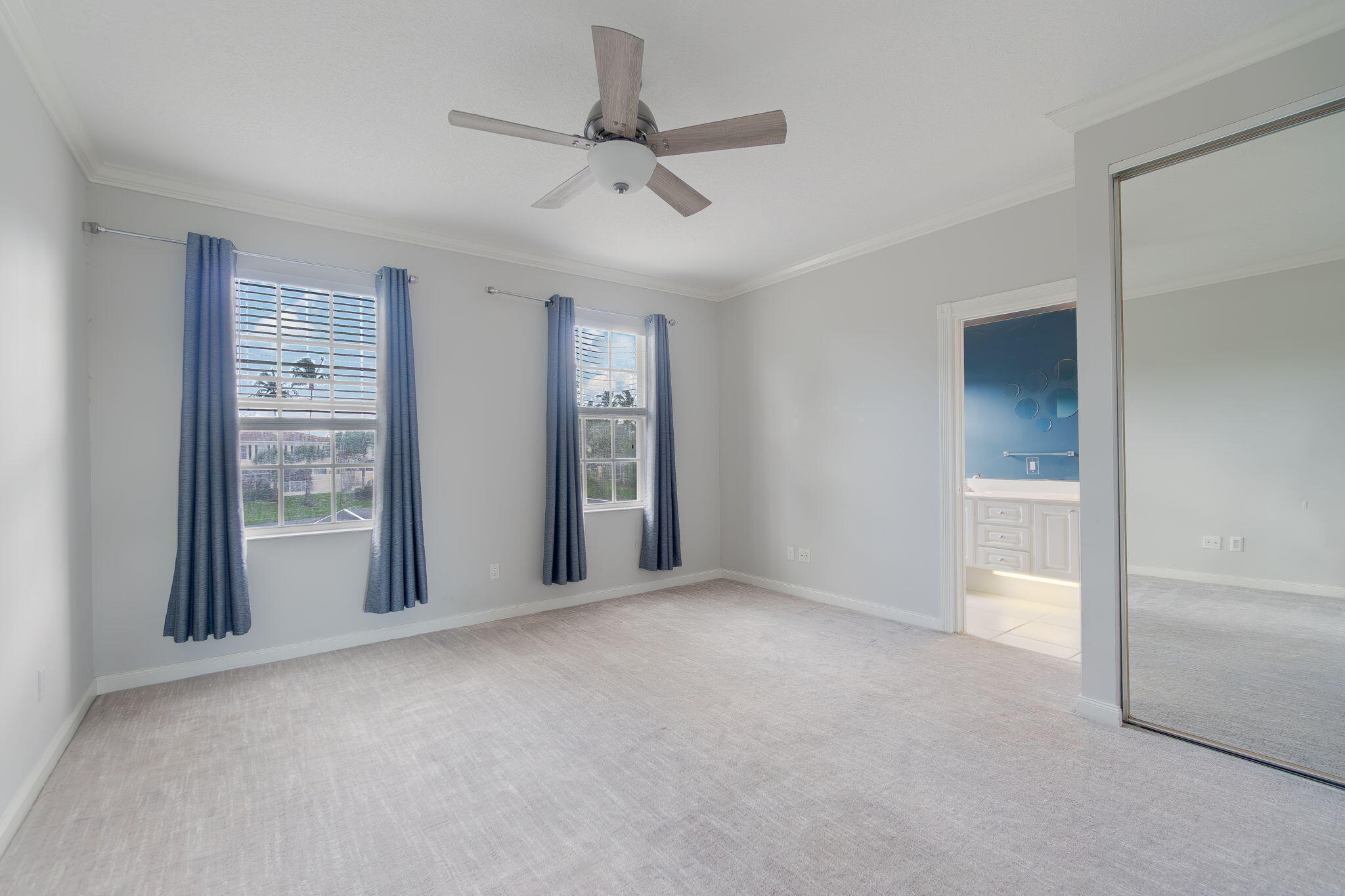 203 FORTUNA, Palm Beach Gardens FL 33410