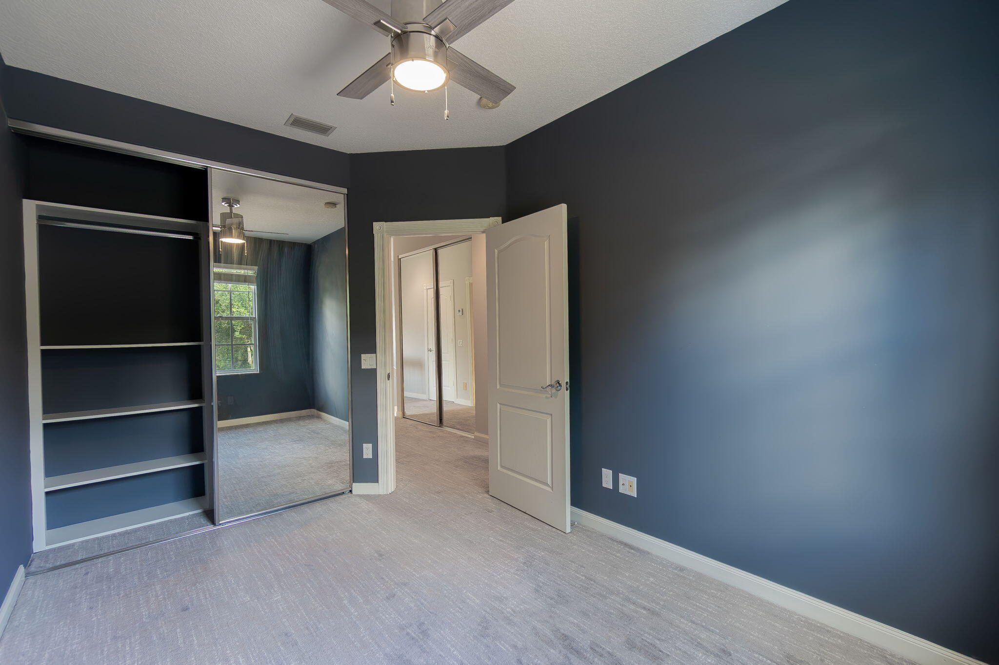 203 FORTUNA, Palm Beach Gardens FL 33410