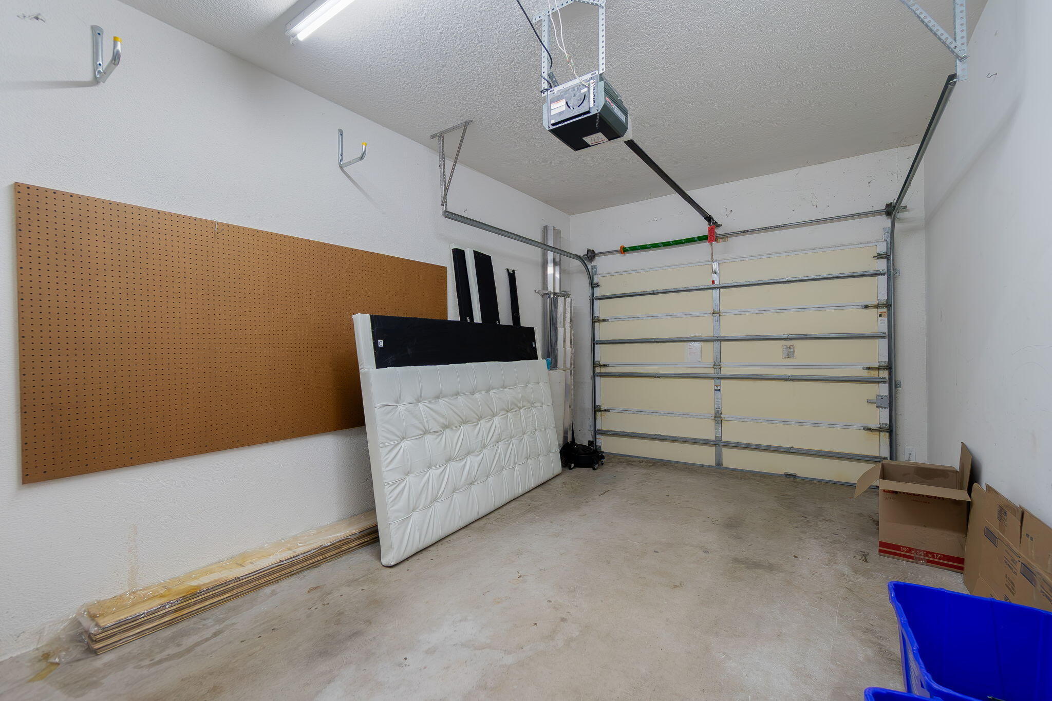 203 FORTUNA, Palm Beach Gardens FL 33410