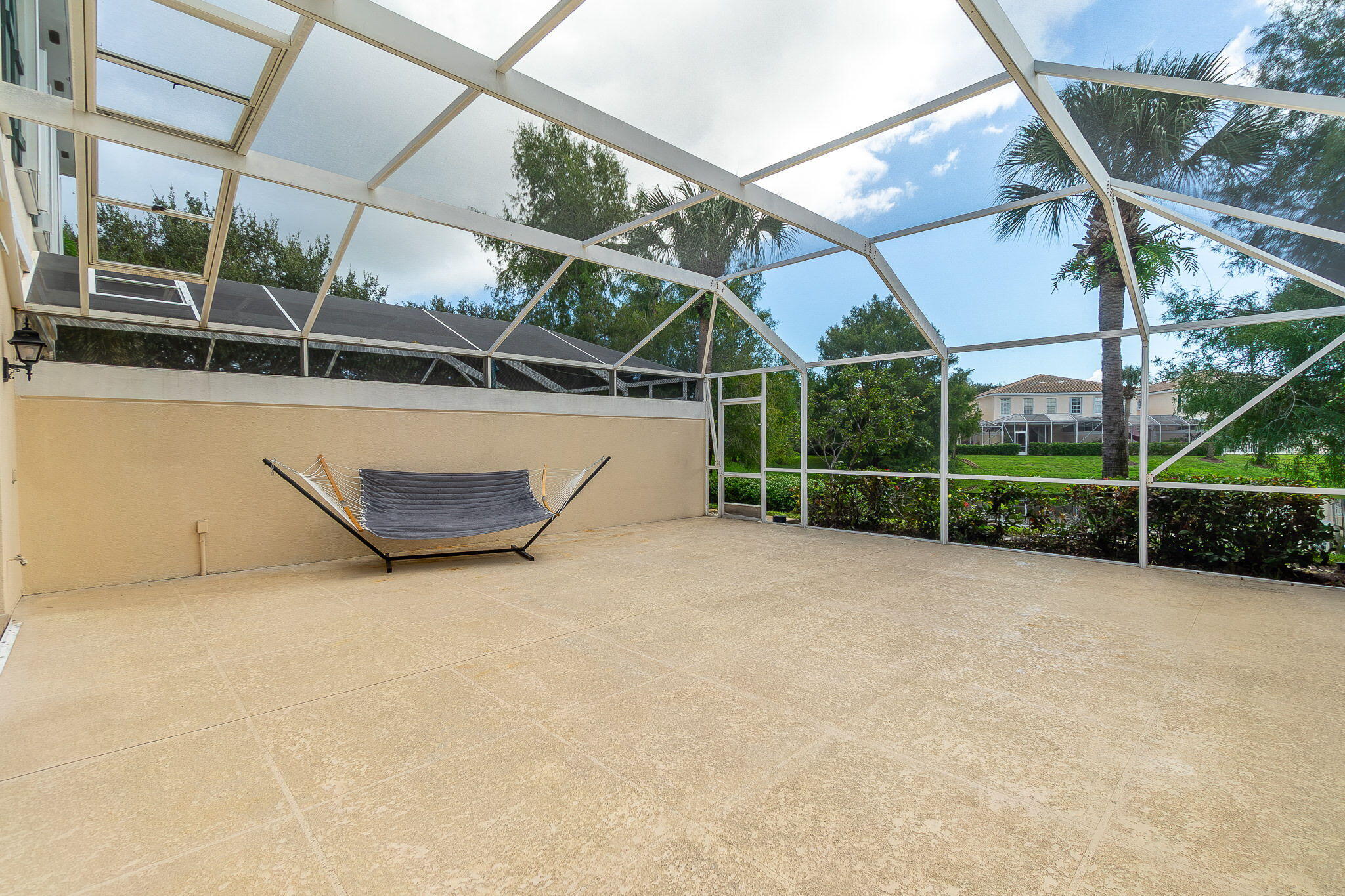 203 FORTUNA, Palm Beach Gardens FL 33410