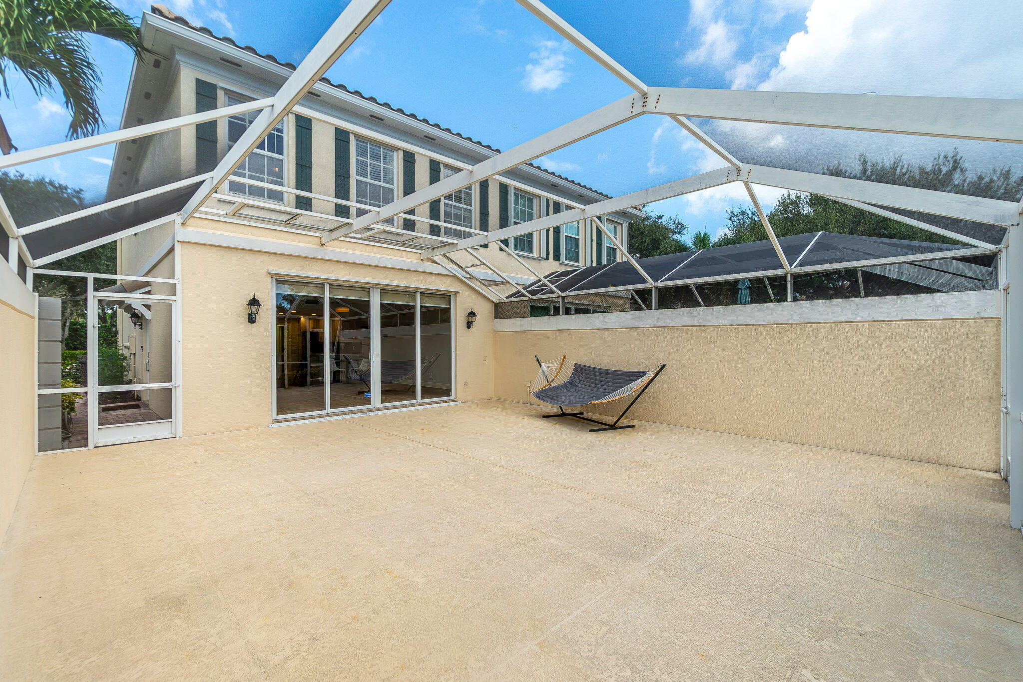 203 FORTUNA, Palm Beach Gardens FL 33410