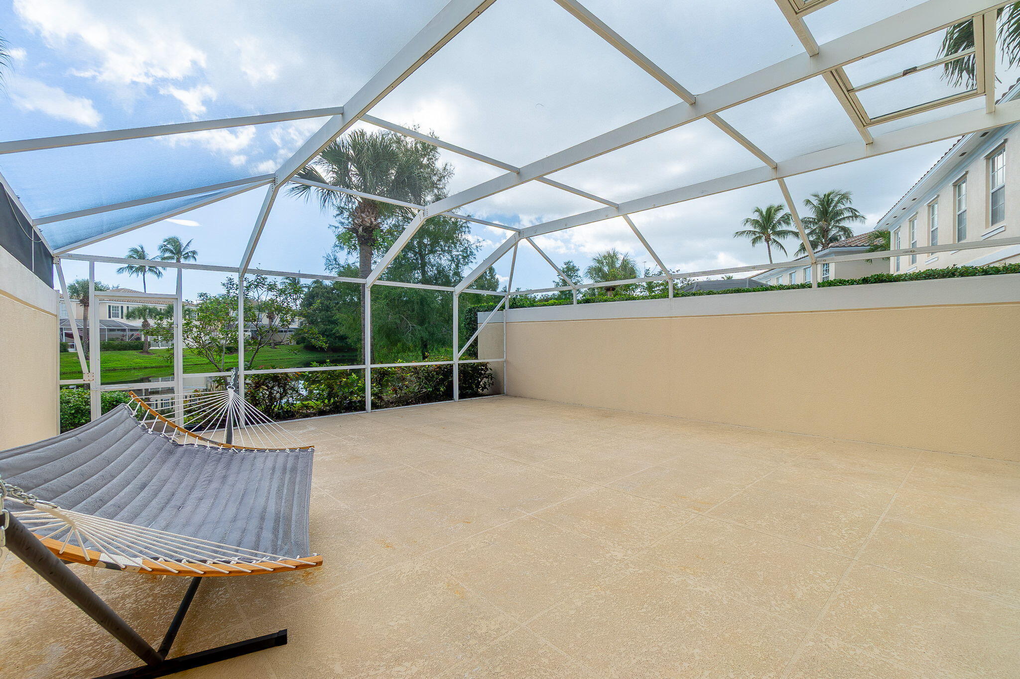 203 FORTUNA, Palm Beach Gardens FL 33410