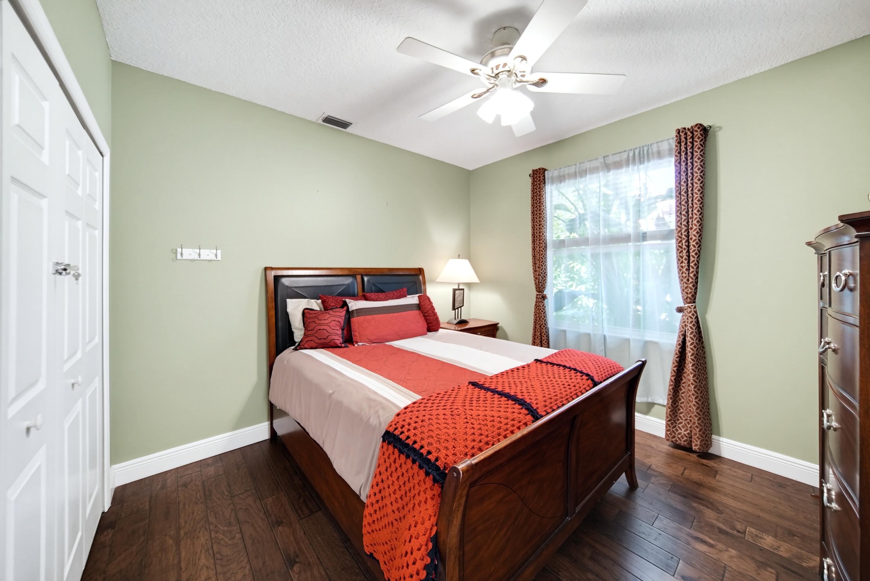 1051 NW 121ST, Coral Springs FL 33071