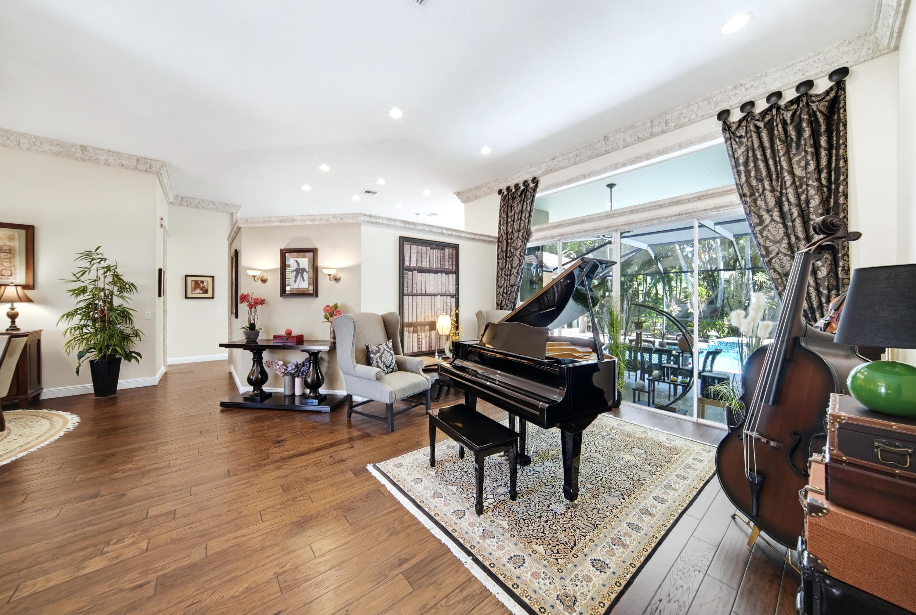 1051 NW 121ST, Coral Springs FL 33071